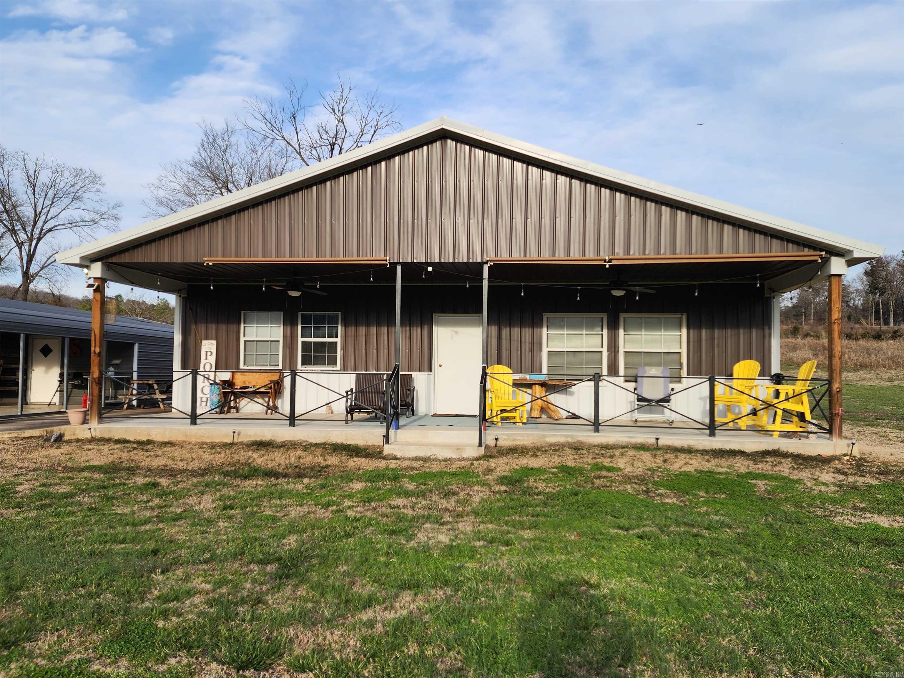 333 Manor  Melbourne, AR