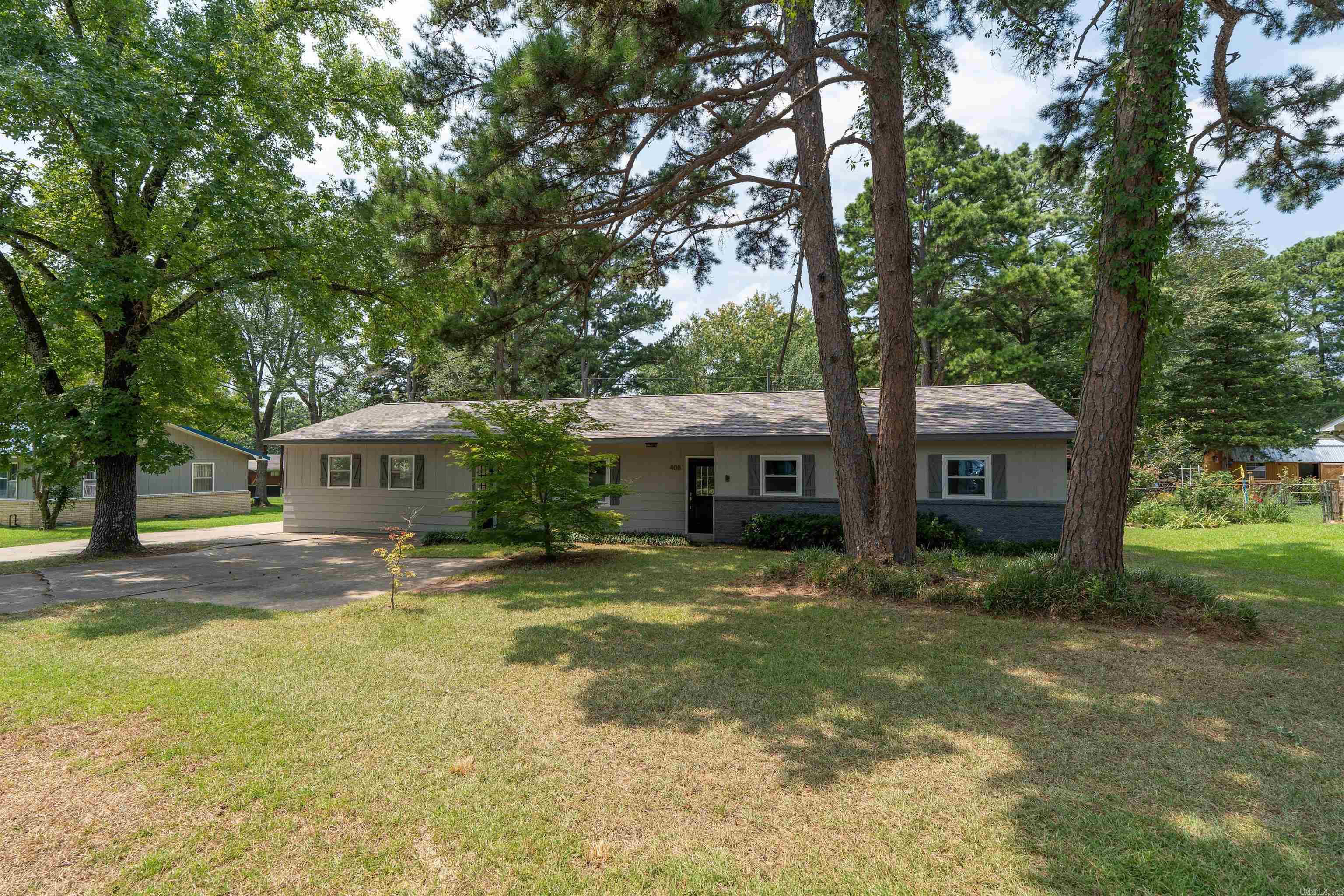 408 N 15th  Heber Springs, AR