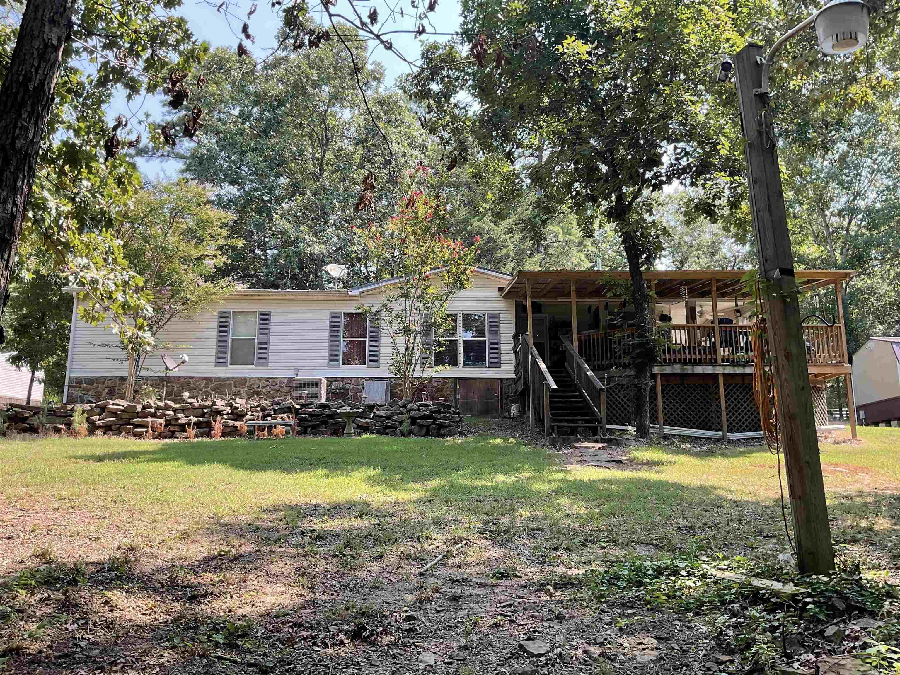 20  Brittany Cove Dr.  Greers Ferry, AR
