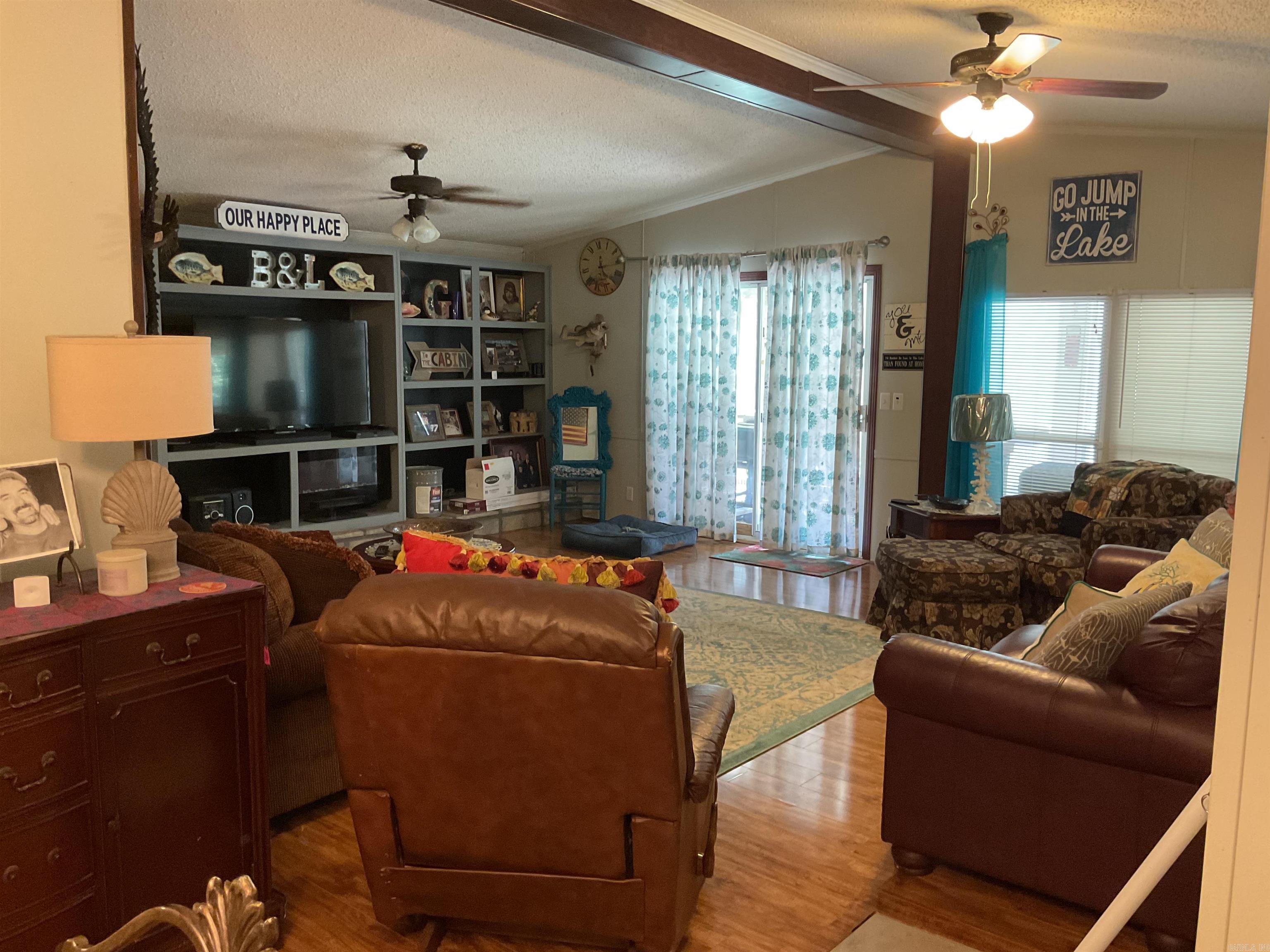 20 Brittany Cove Dr.  Greers Ferry, AR