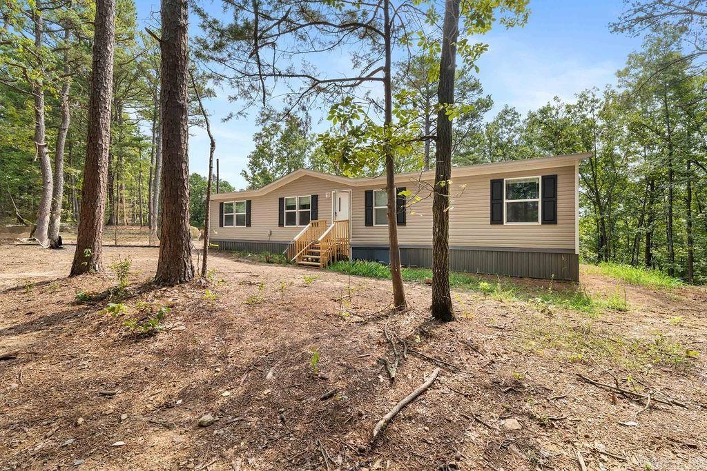 2737 Happy Hallow  Bee Branch, AR