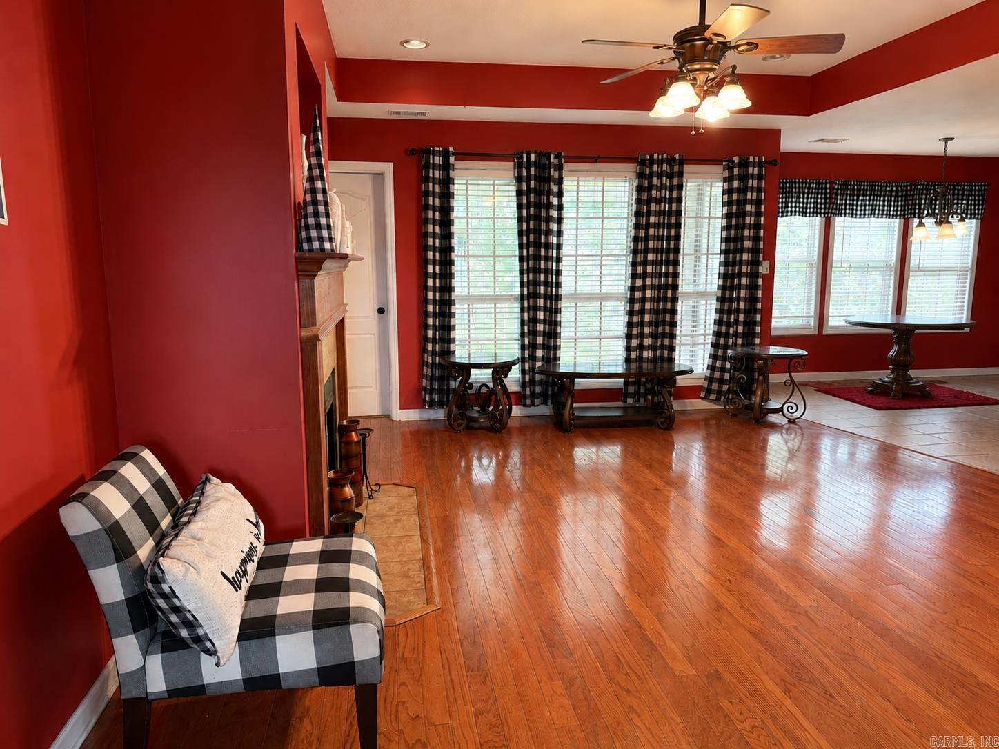 944 Neil Sain Loop  Marion, AR