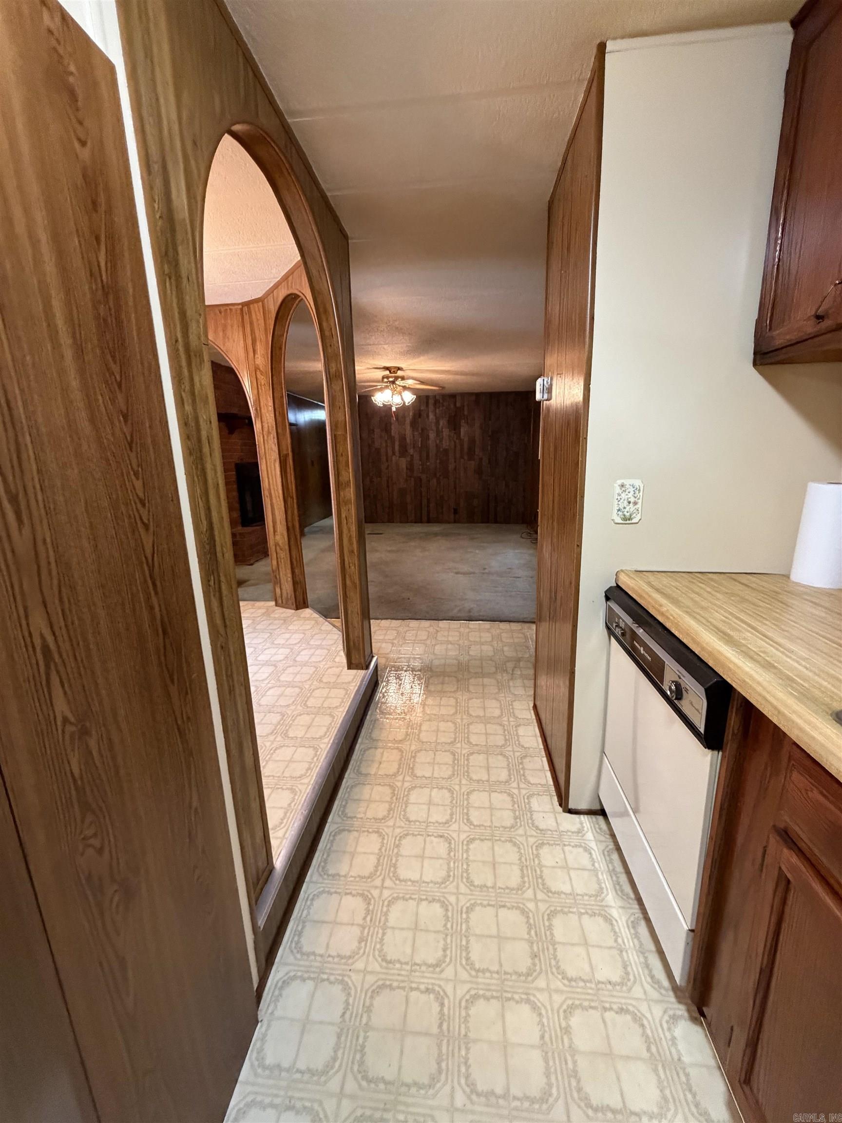 4 Paradise  Mayflower, AR
