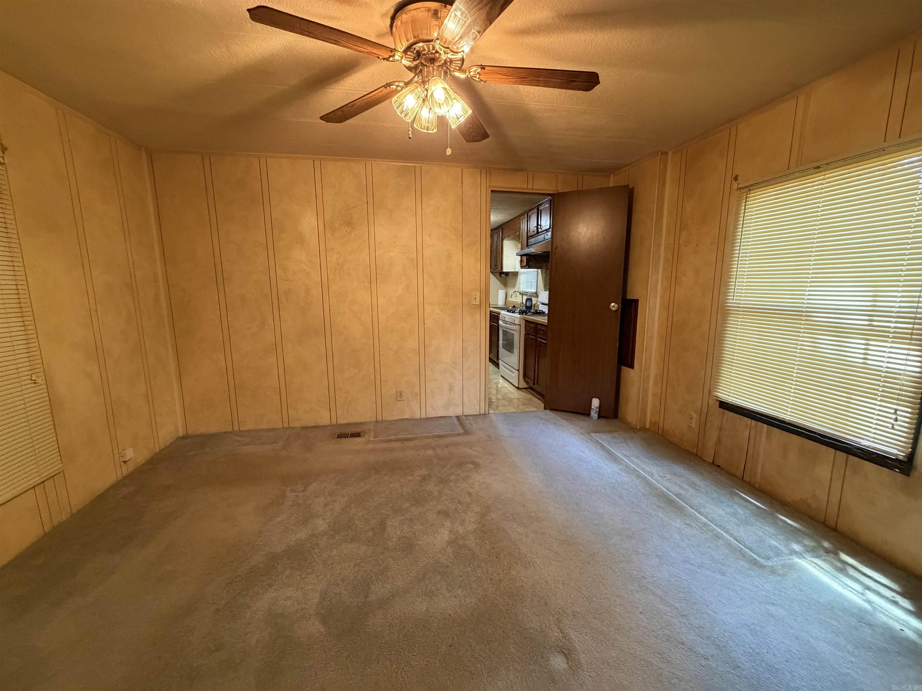 4 Paradise  Mayflower, AR