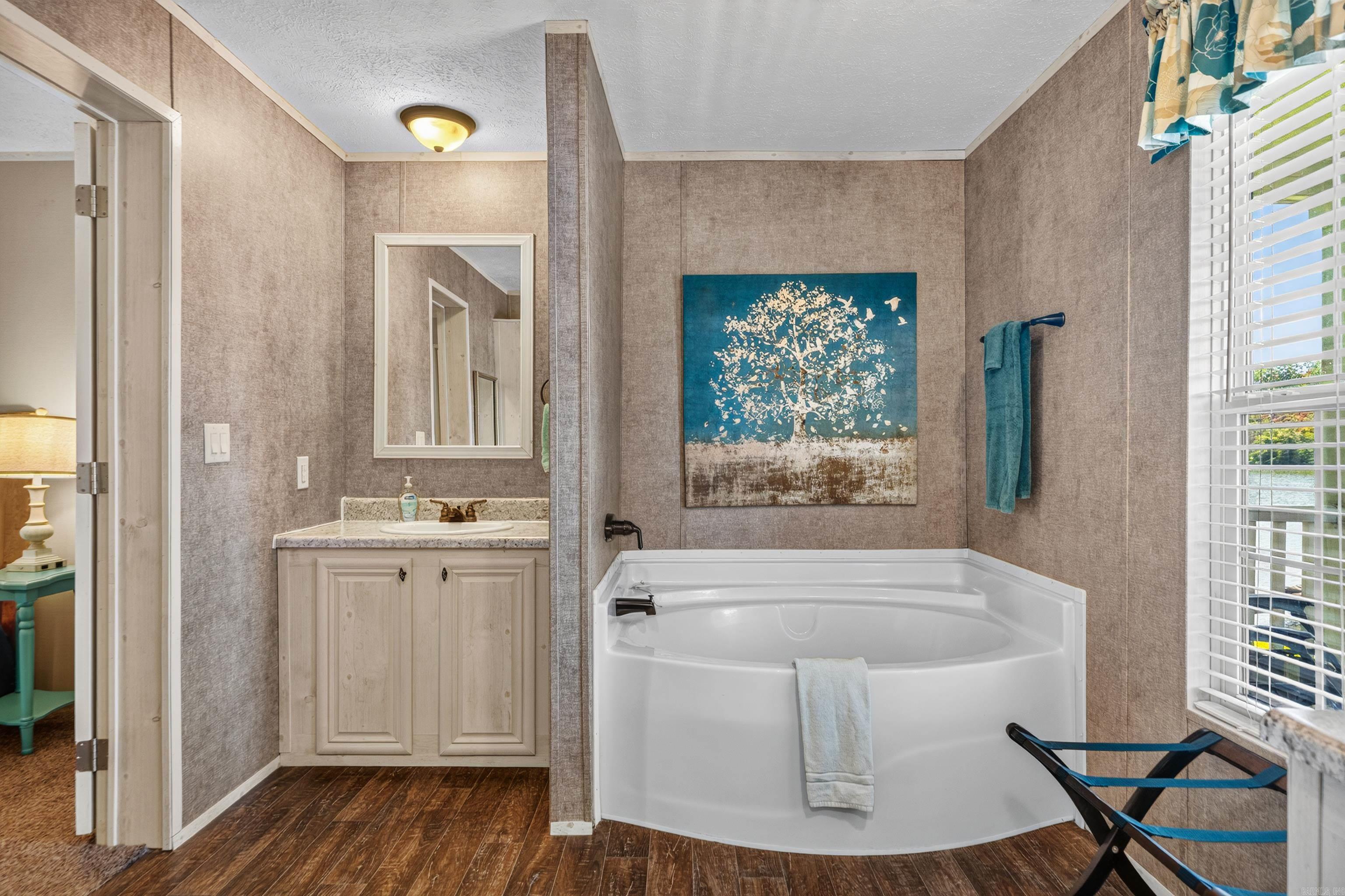 1221 Akers  Hot Springs, AR