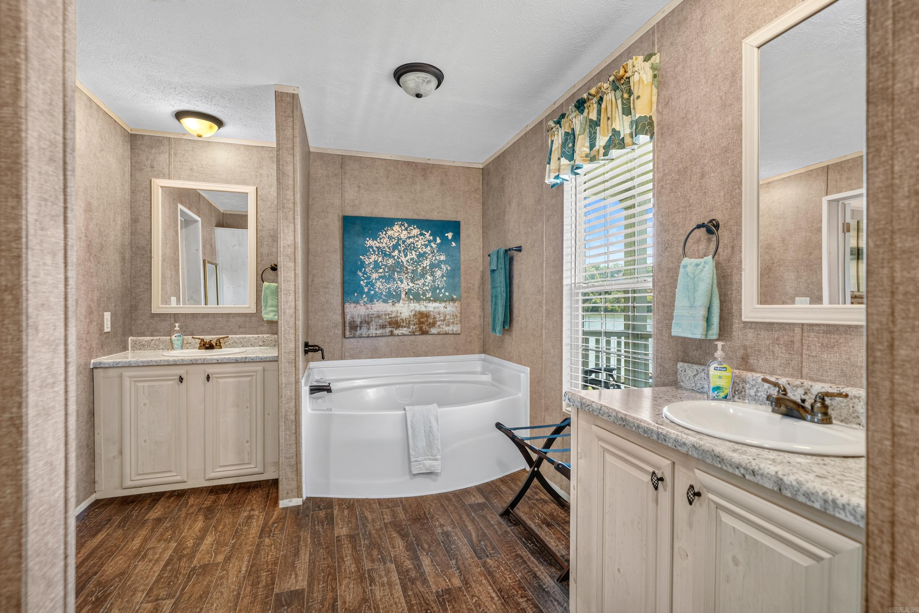 1221 Akers  Hot Springs, AR