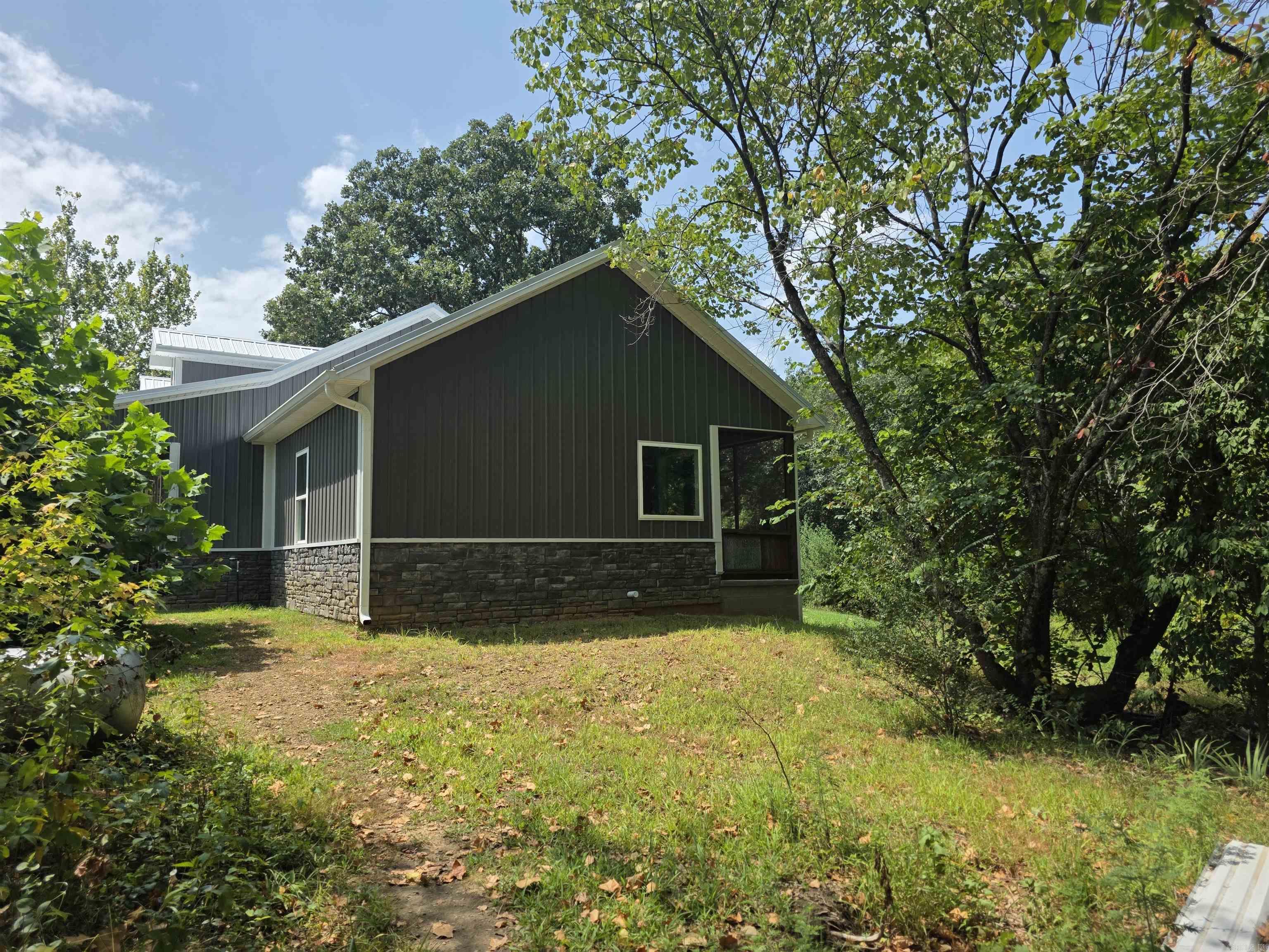 122 Beckett Mtn  Mt. Vernon, AR