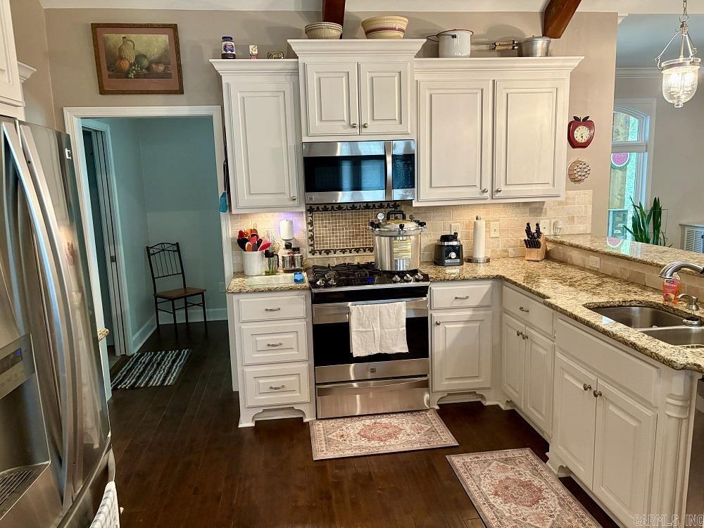 1185 BLUE GRASS  Benton, AR
