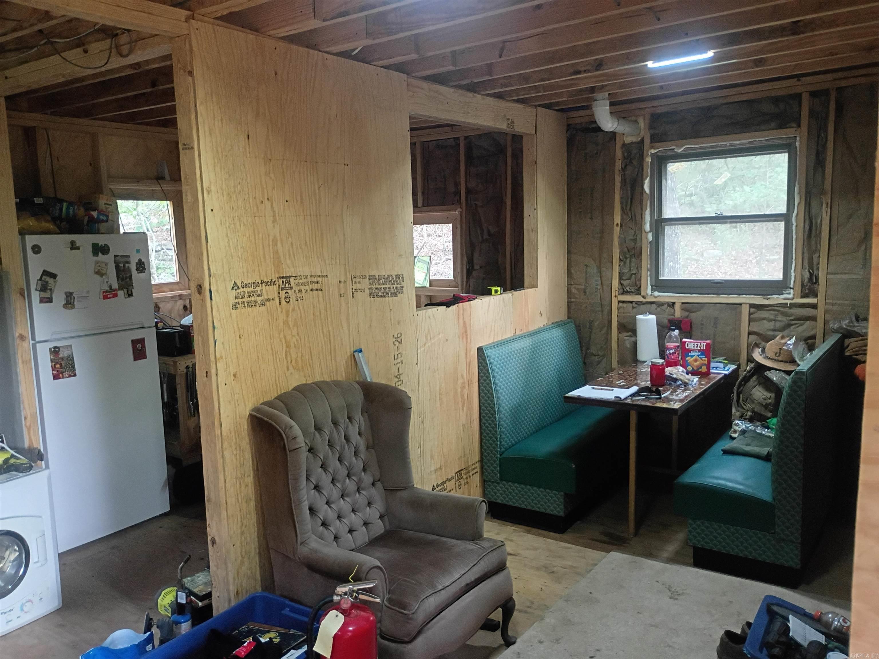 2340 Shady Grove Road Leslie, AR 72645