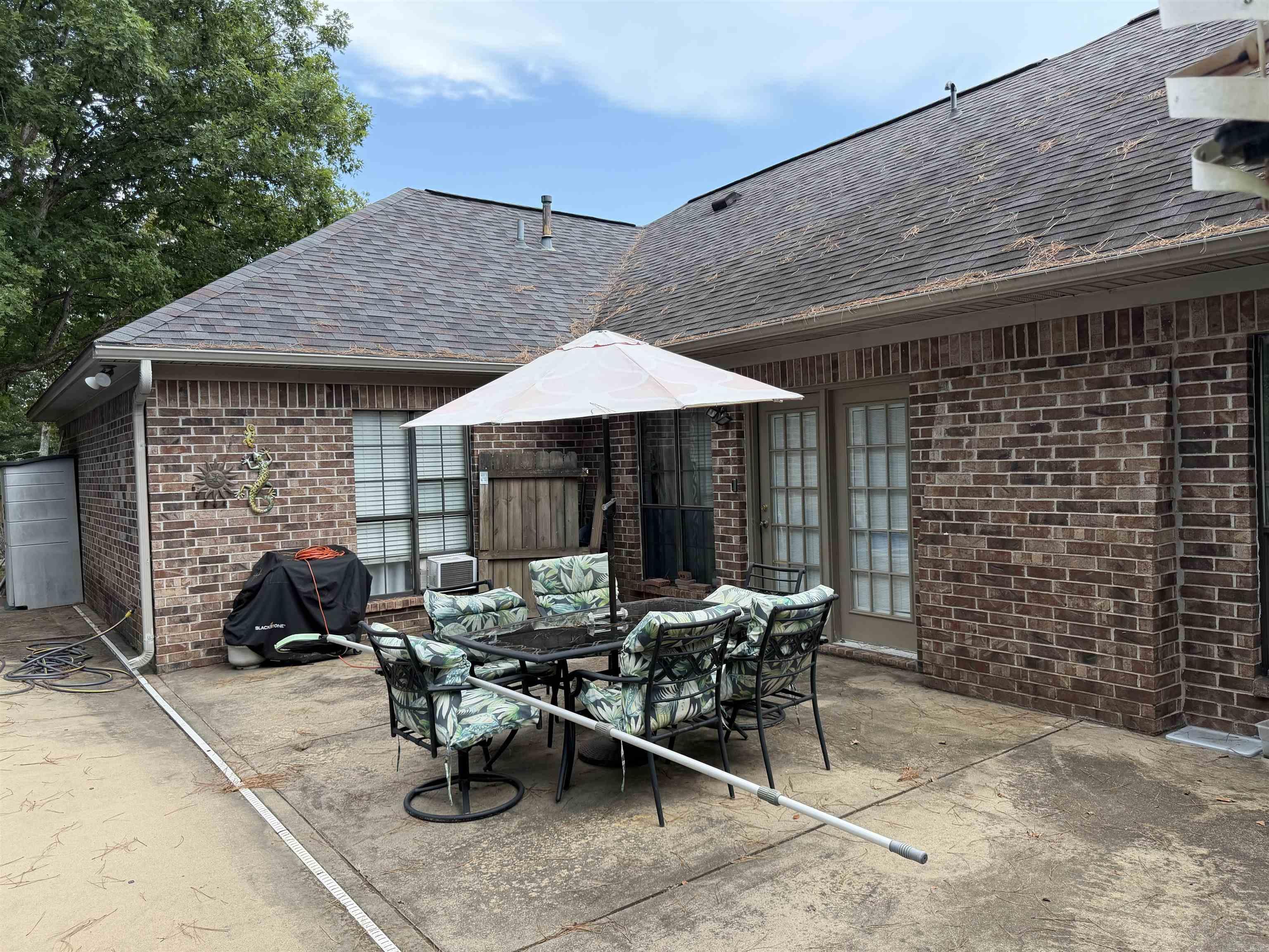 1901 Andy  White Hall, AR