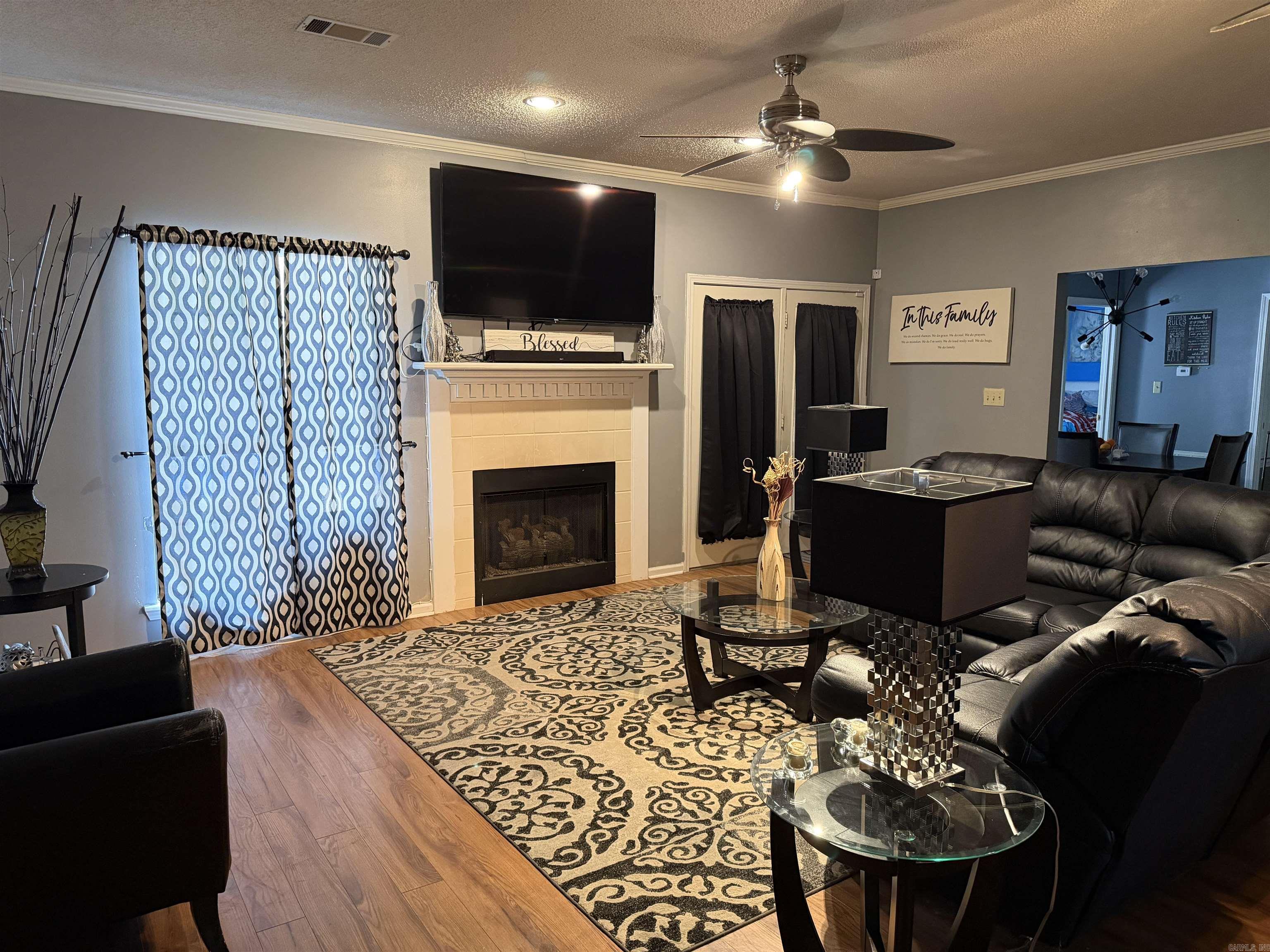 1901 Andy  White Hall, AR