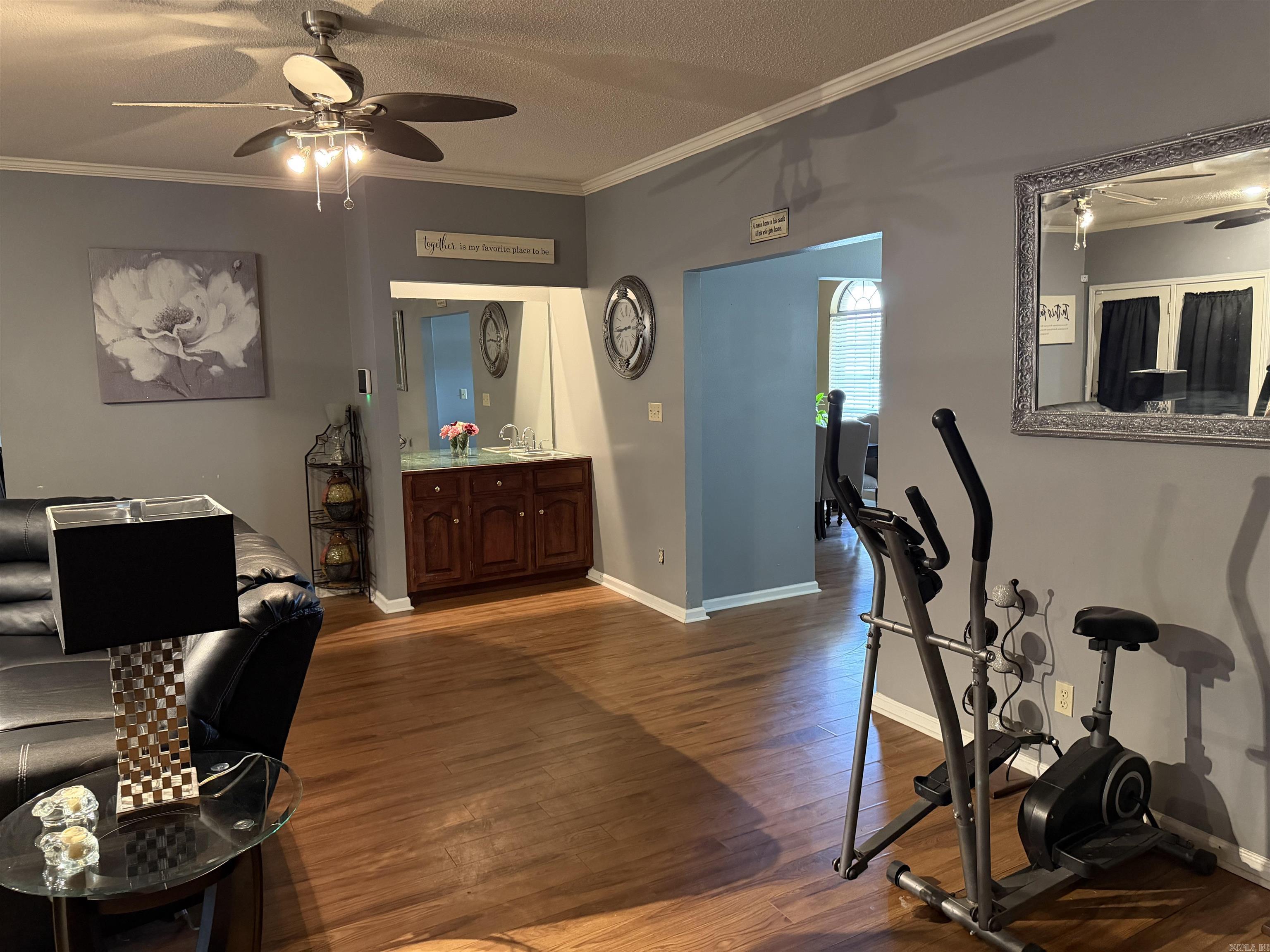 1901 Andy  White Hall, AR