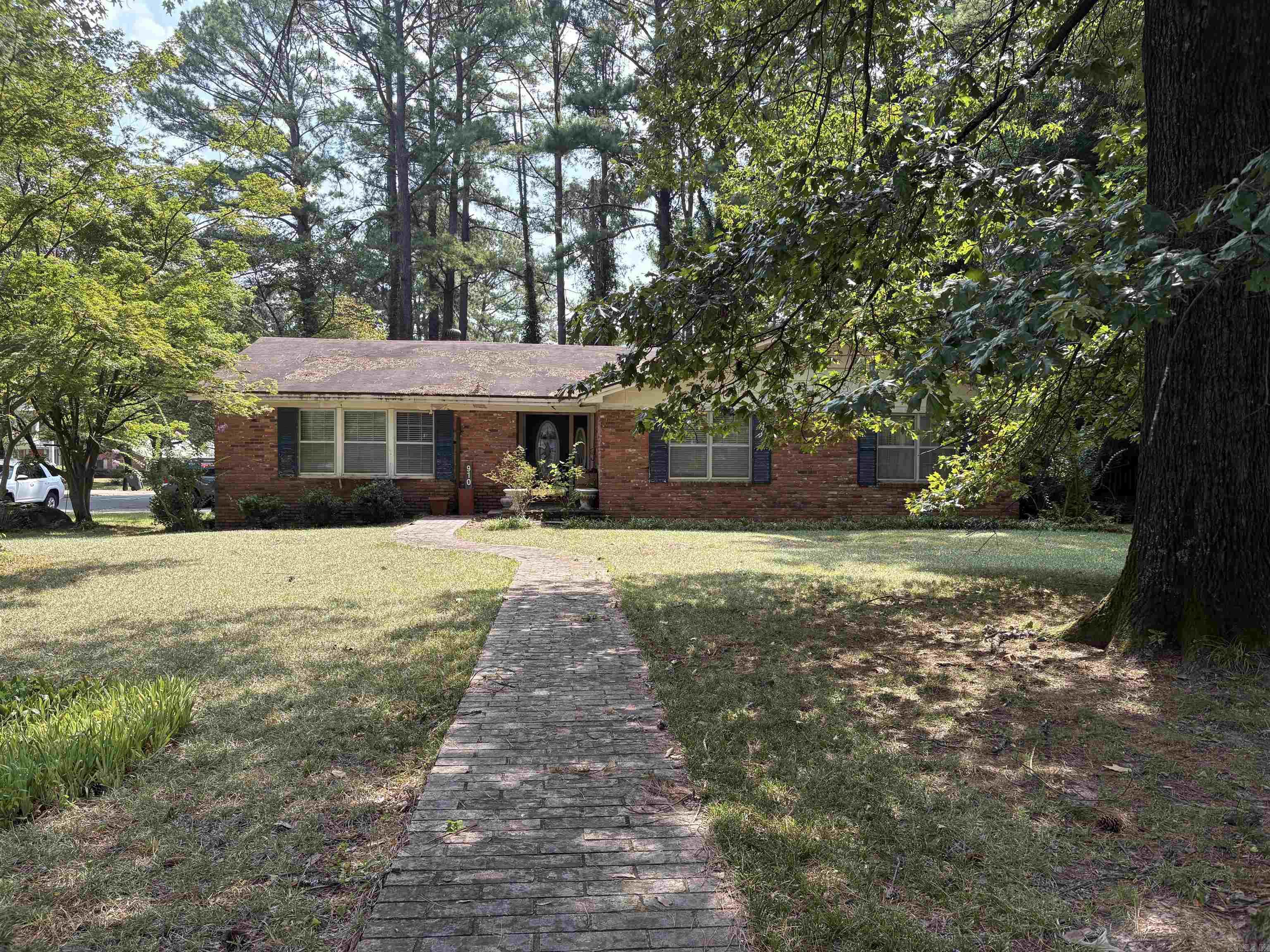 910  Sunnyhill  Searcy, AR