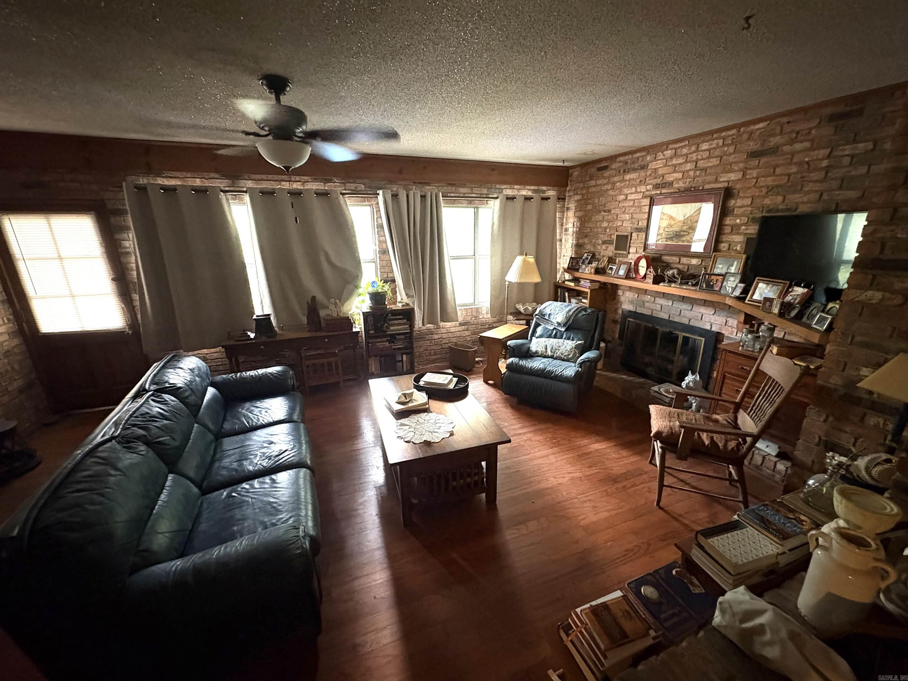 910 Sunnyhill  Searcy, AR