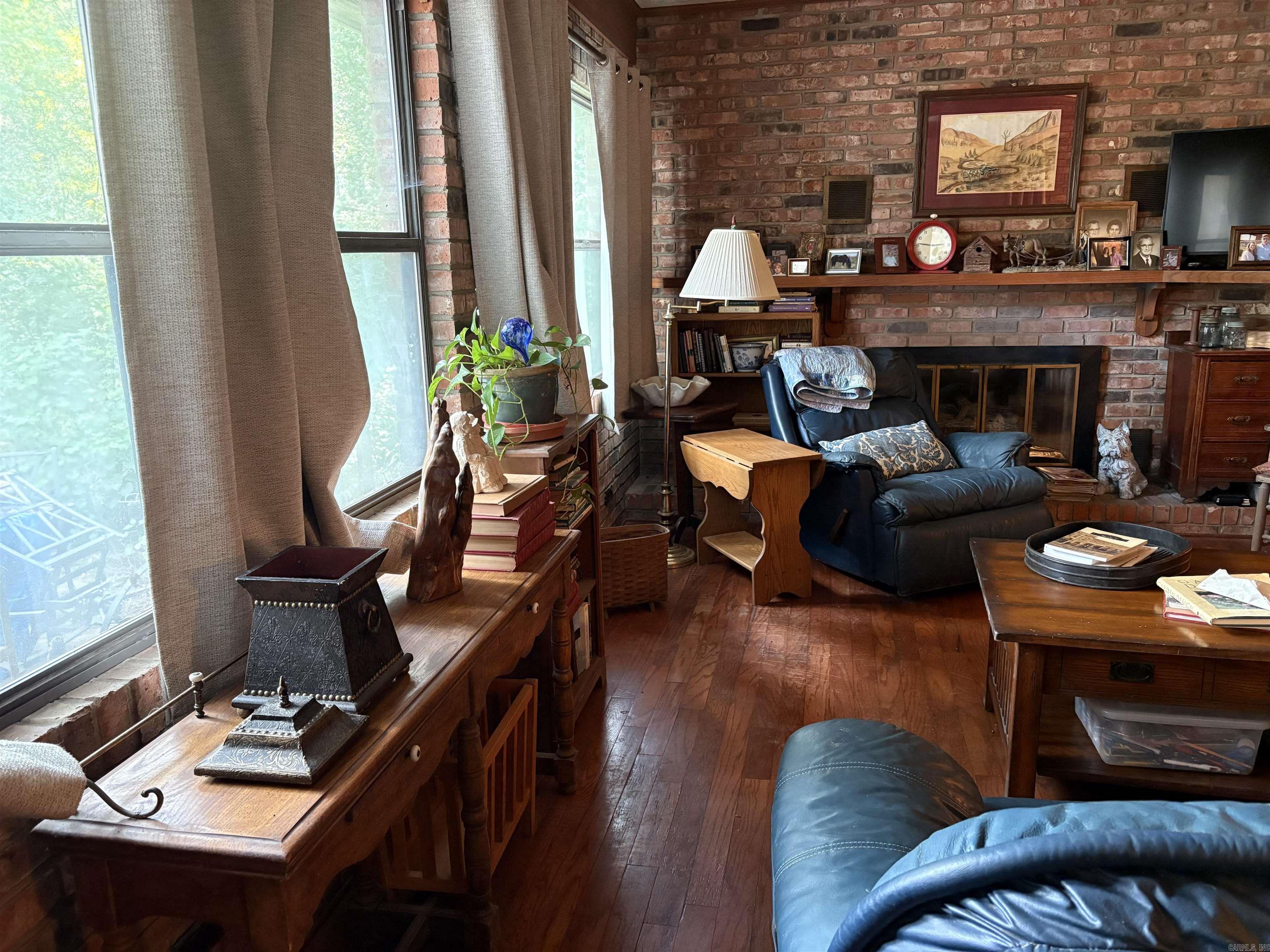 910 Sunnyhill  Searcy, AR