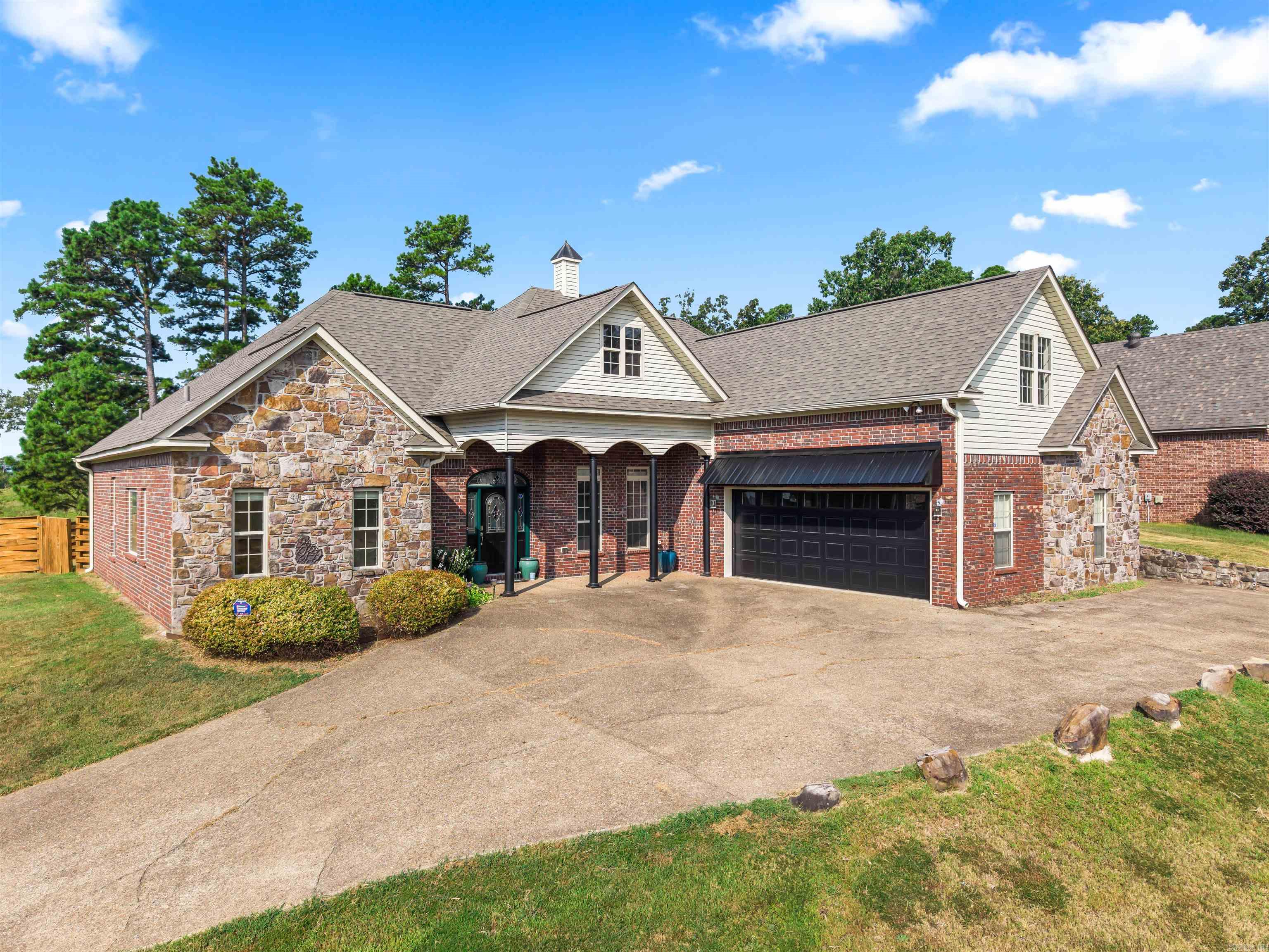 170  Wildwood Forest  Hot Springs, AR