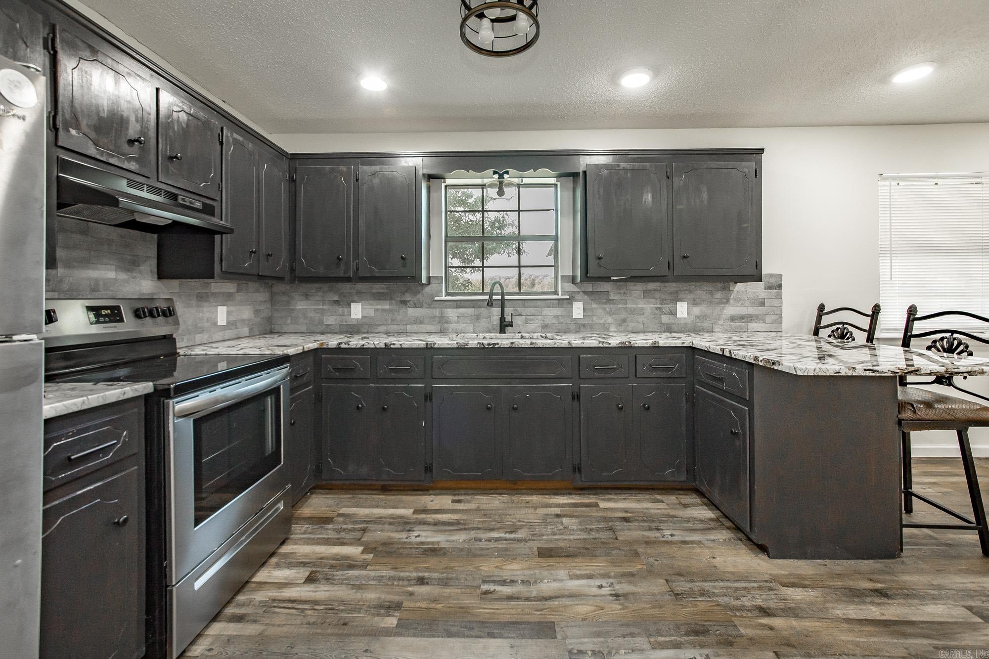 1005 SW 12th  Atkins, AR