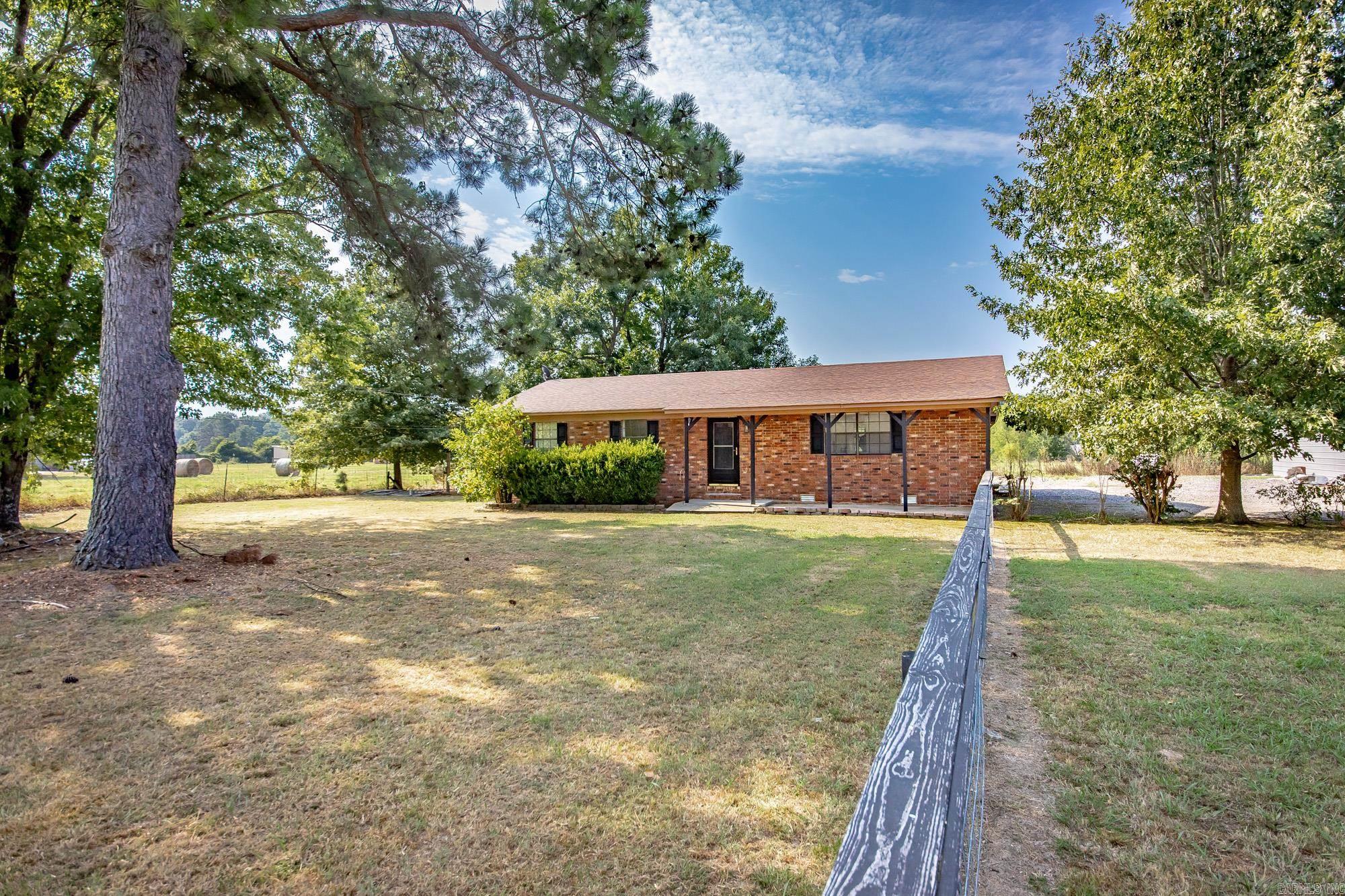 1005 SW 12th  Atkins, AR