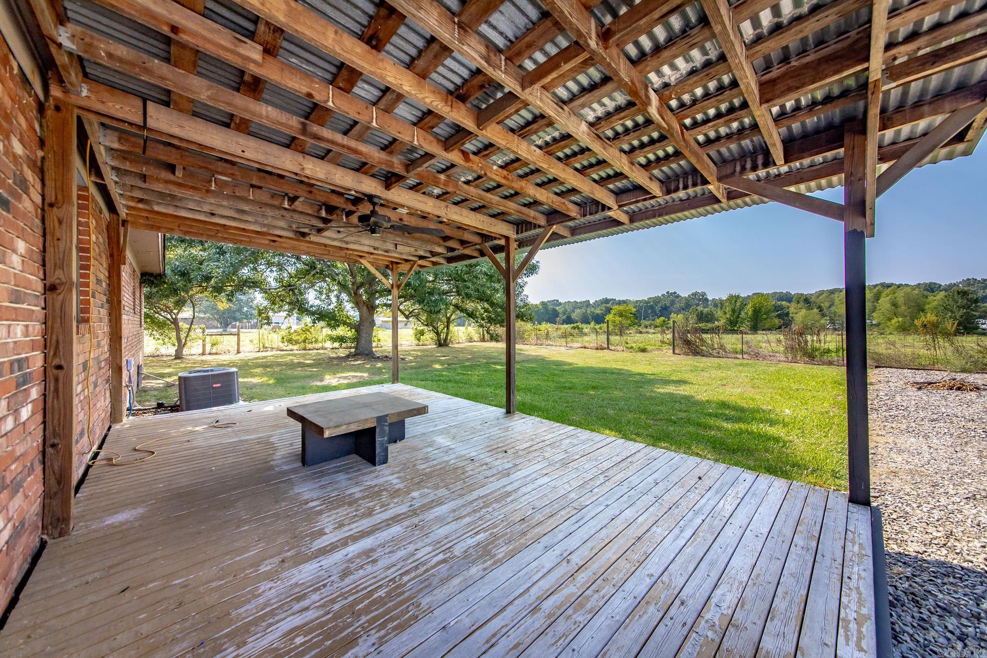 1005 SW 12th  Atkins, AR