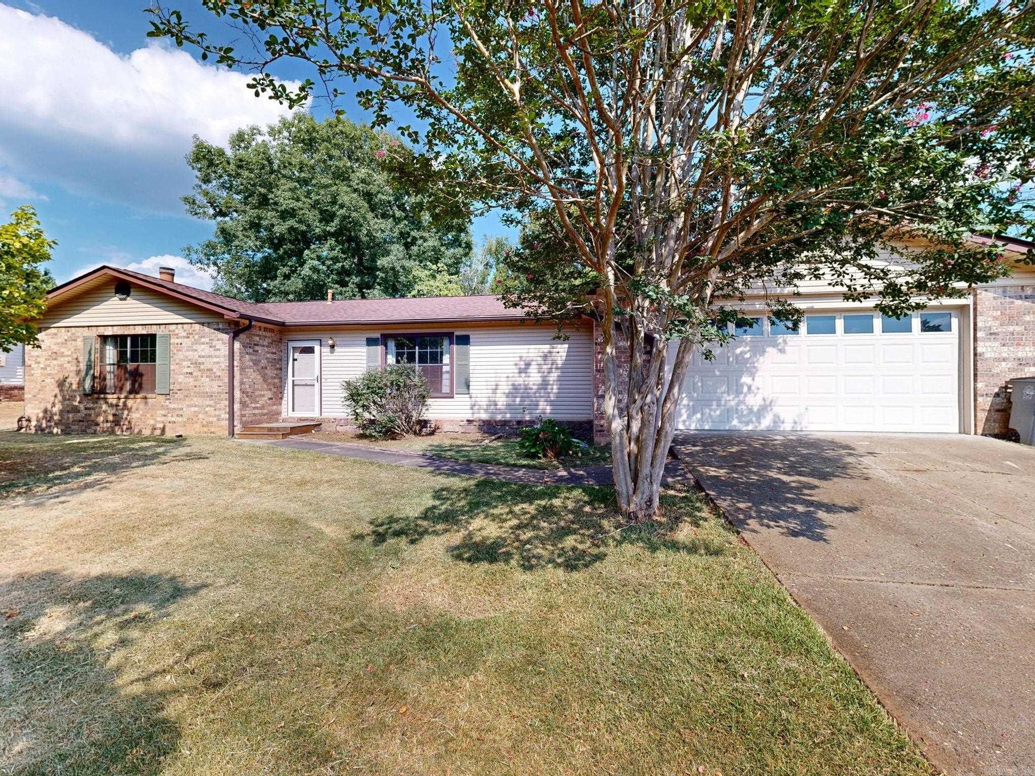 106 Torrey  Hot Springs, AR