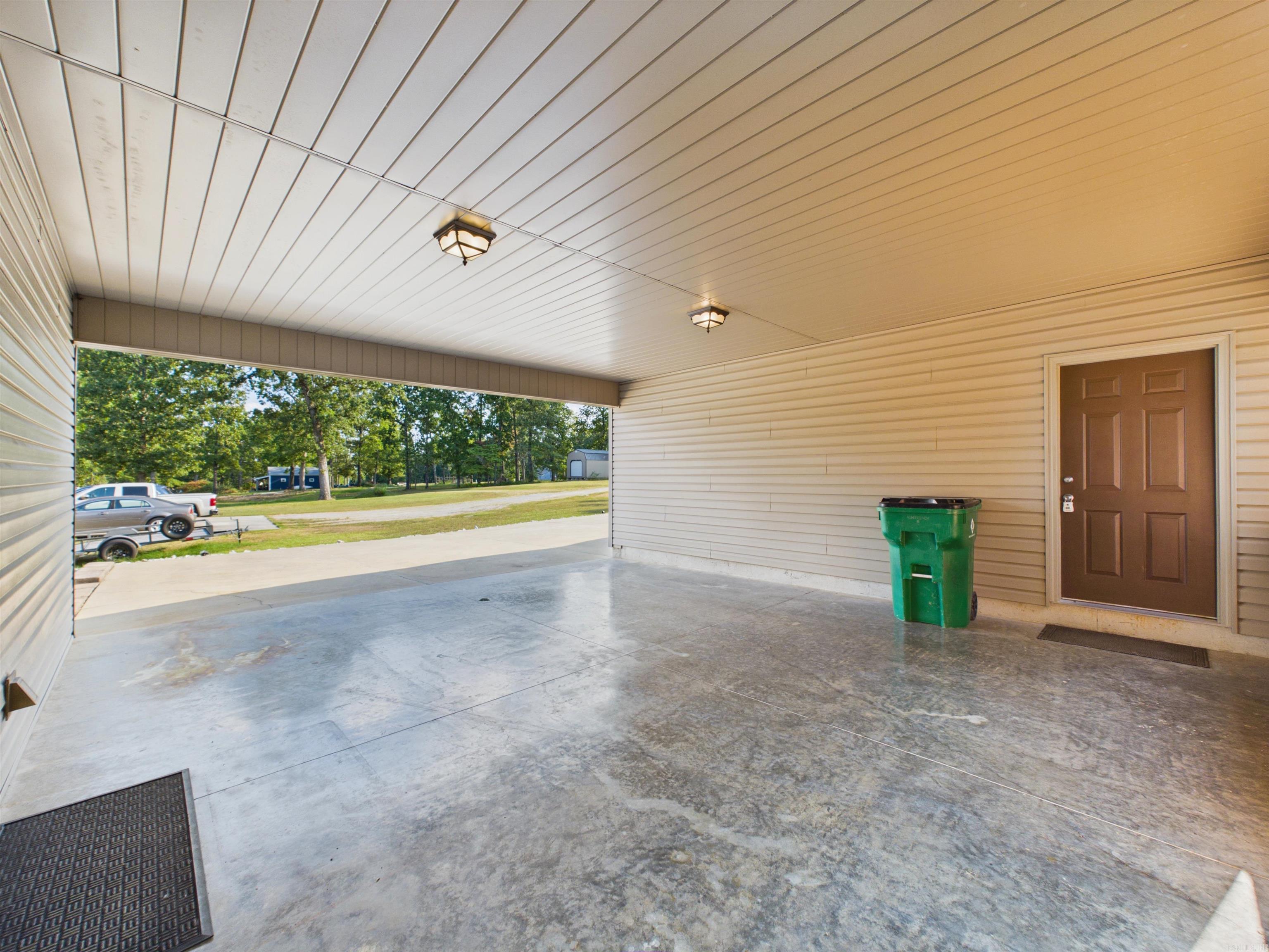 505 E Tri Lakes Dr  Horseshoe Bend, AR