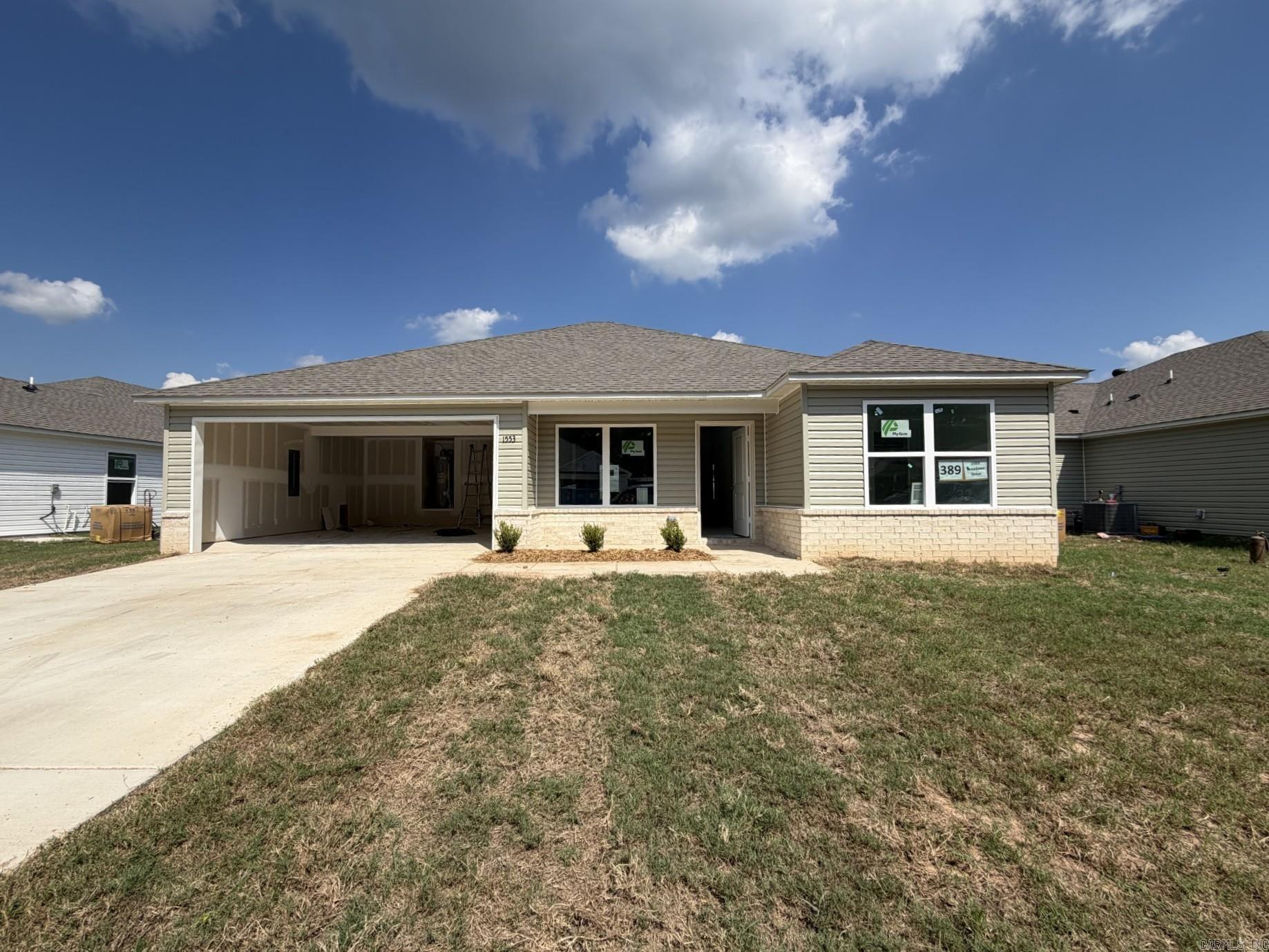 1553 Meadows Drive — exterior