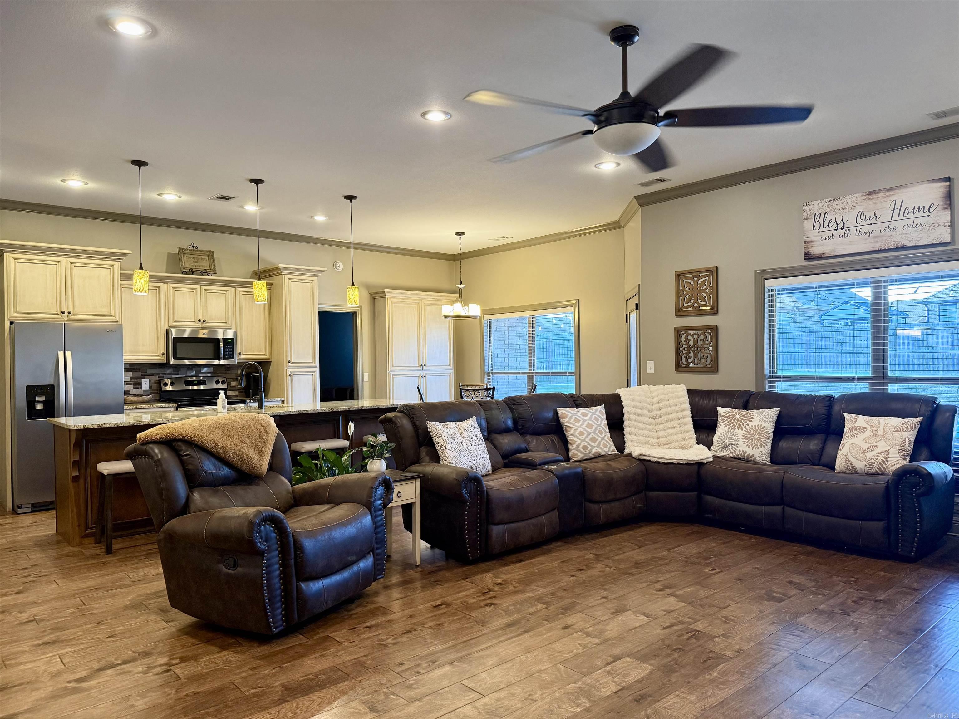 1807 Austin  Paragould, AR