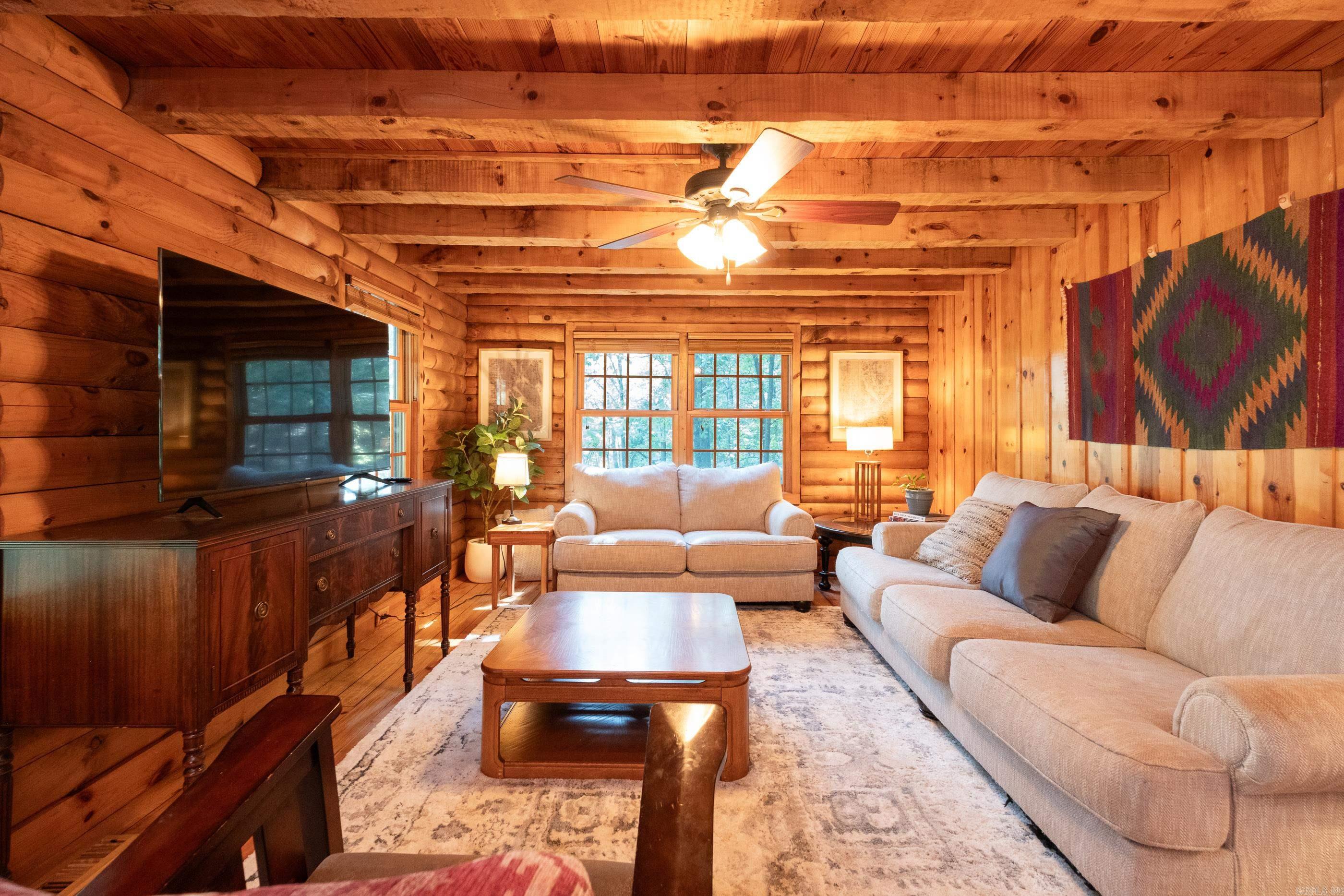 9819 Old Arkansas  Roland, AR