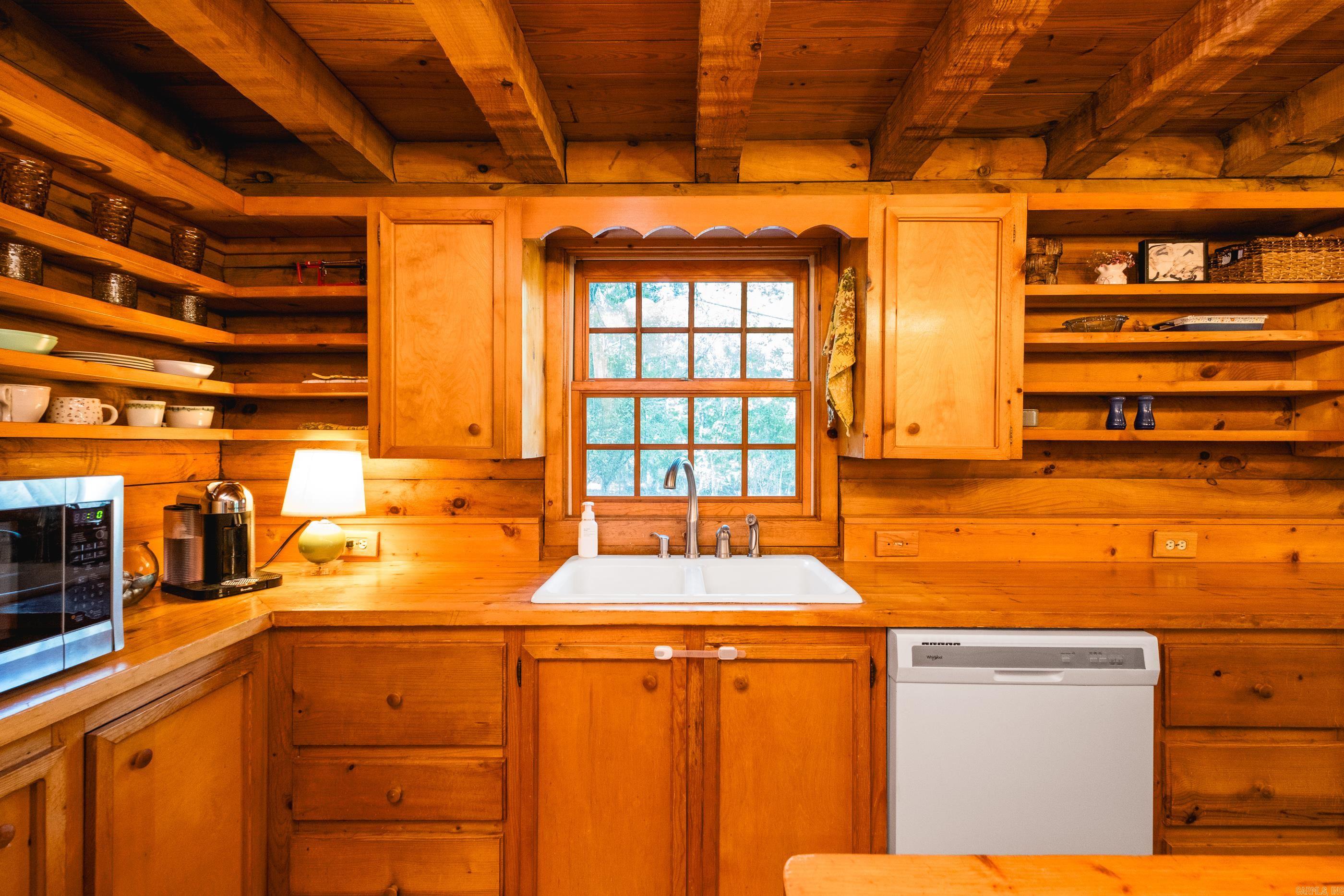 9819 Old Arkansas  Roland, AR