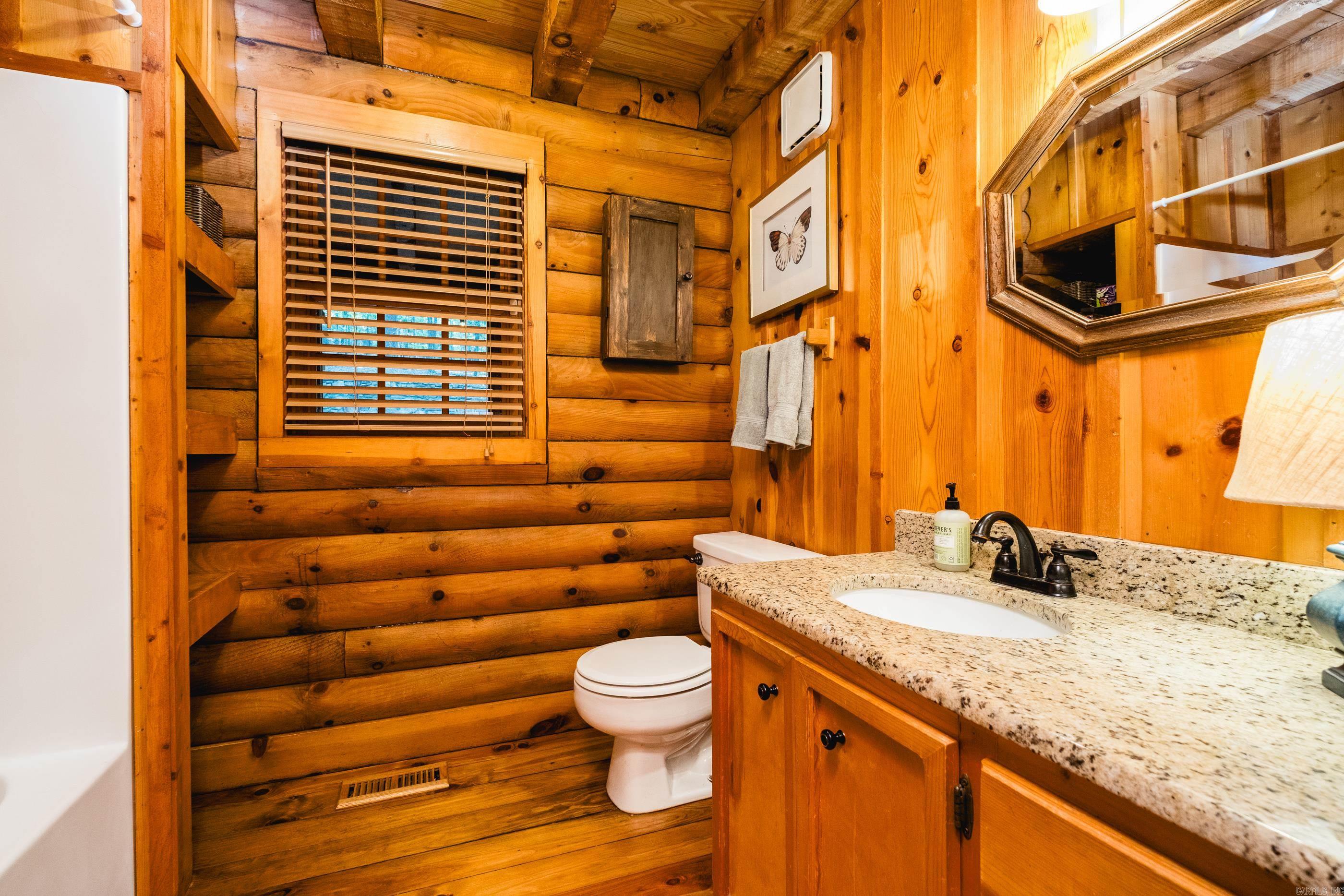 9819 Old Arkansas  Roland, AR