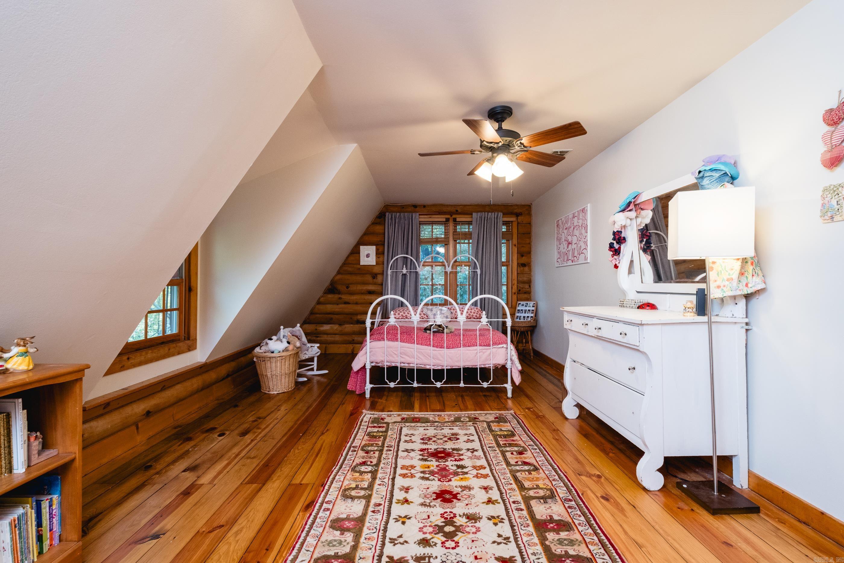 9819 Old Arkansas  Roland, AR