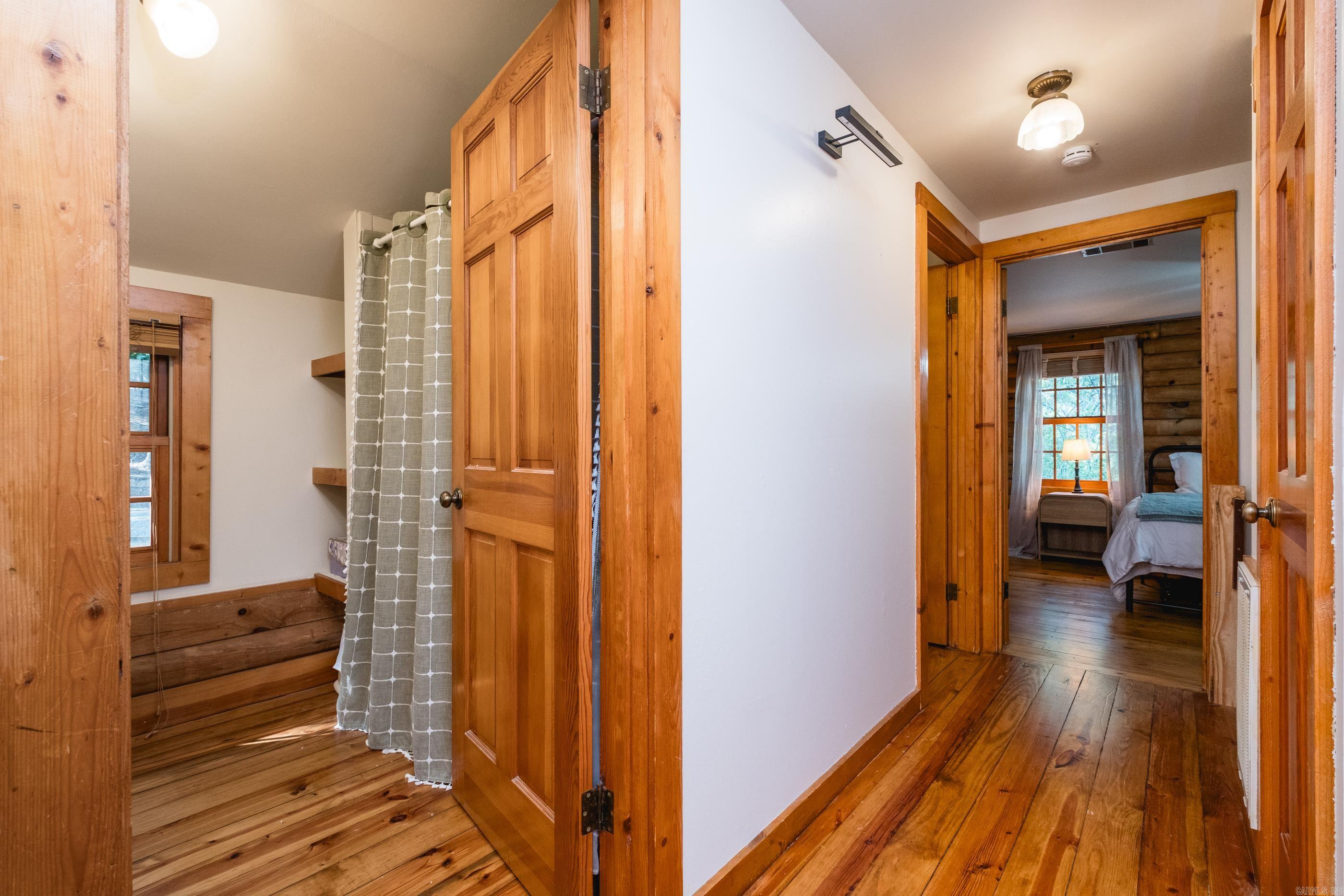 9819 Old Arkansas  Roland, AR