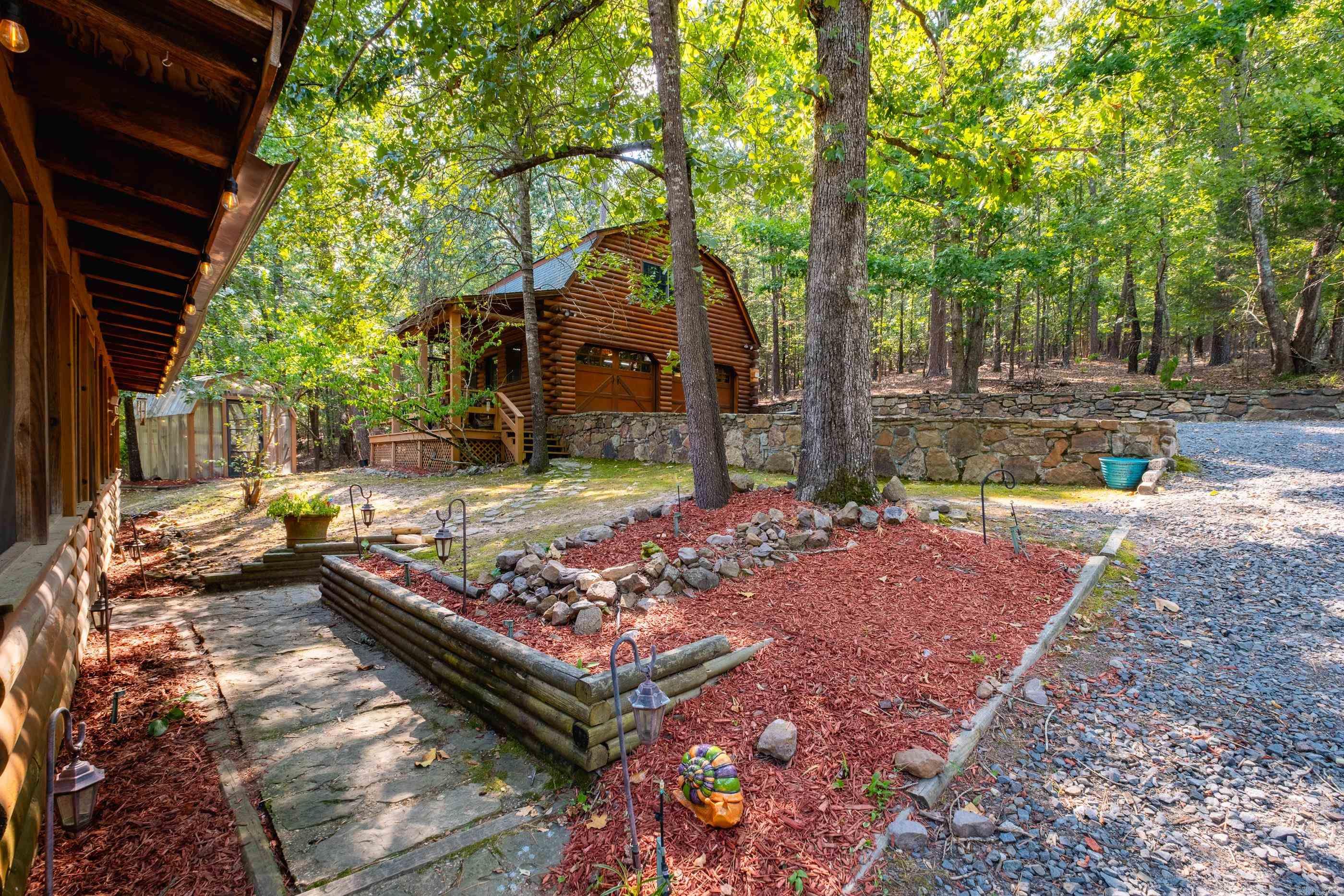 9819 Old Arkansas  Roland, AR