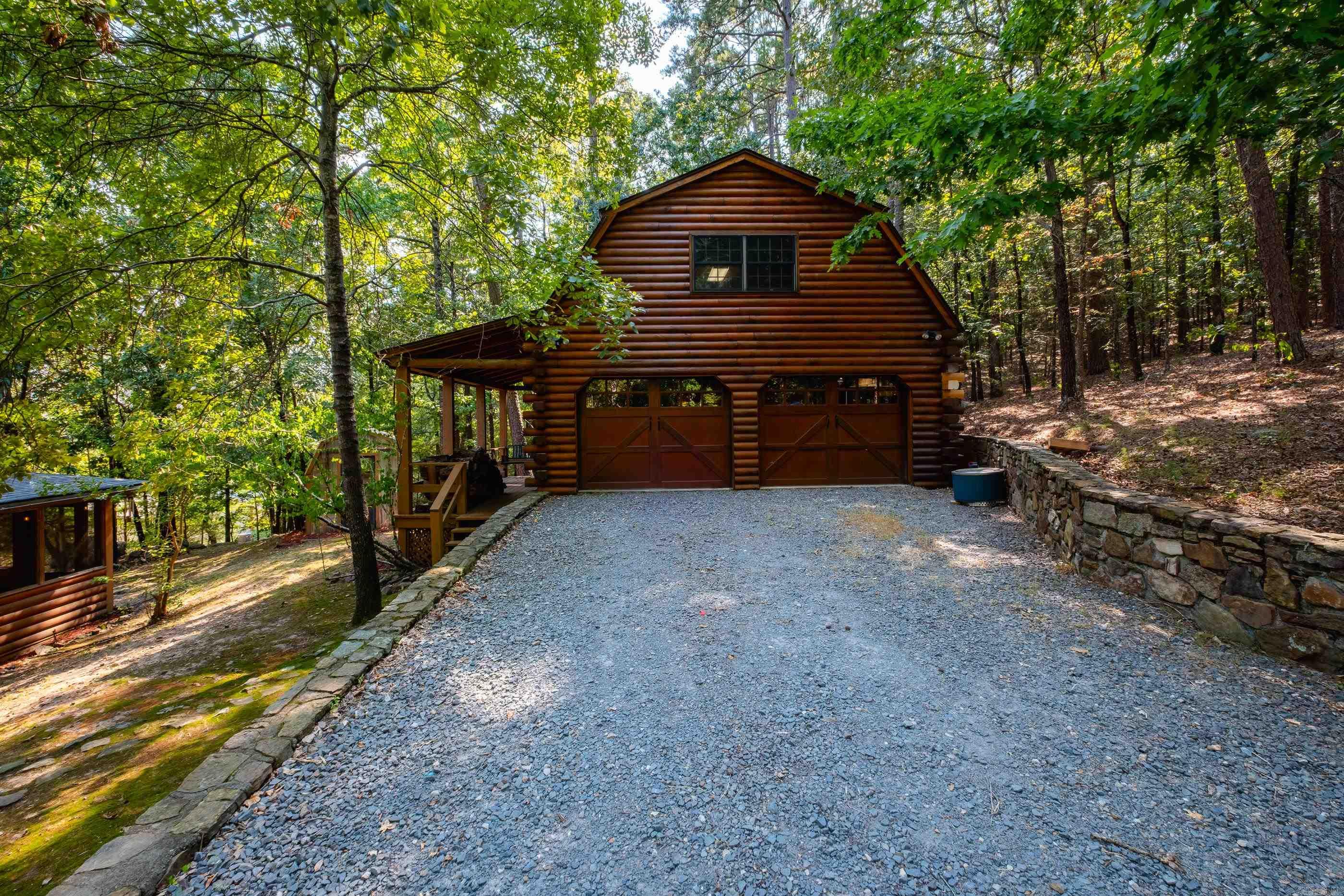 9819 Old Arkansas  Roland, AR