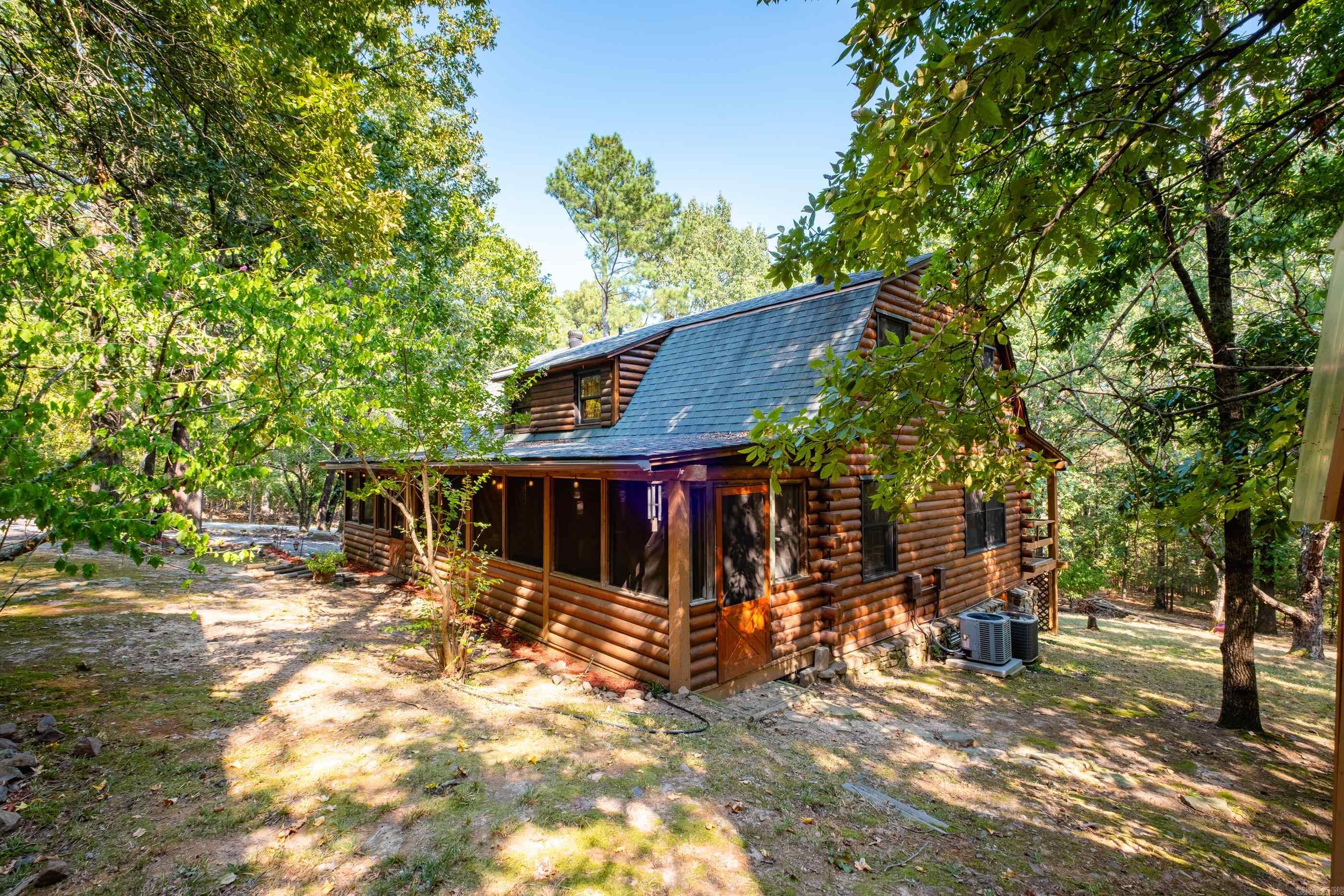 9819 Old Arkansas  Roland, AR