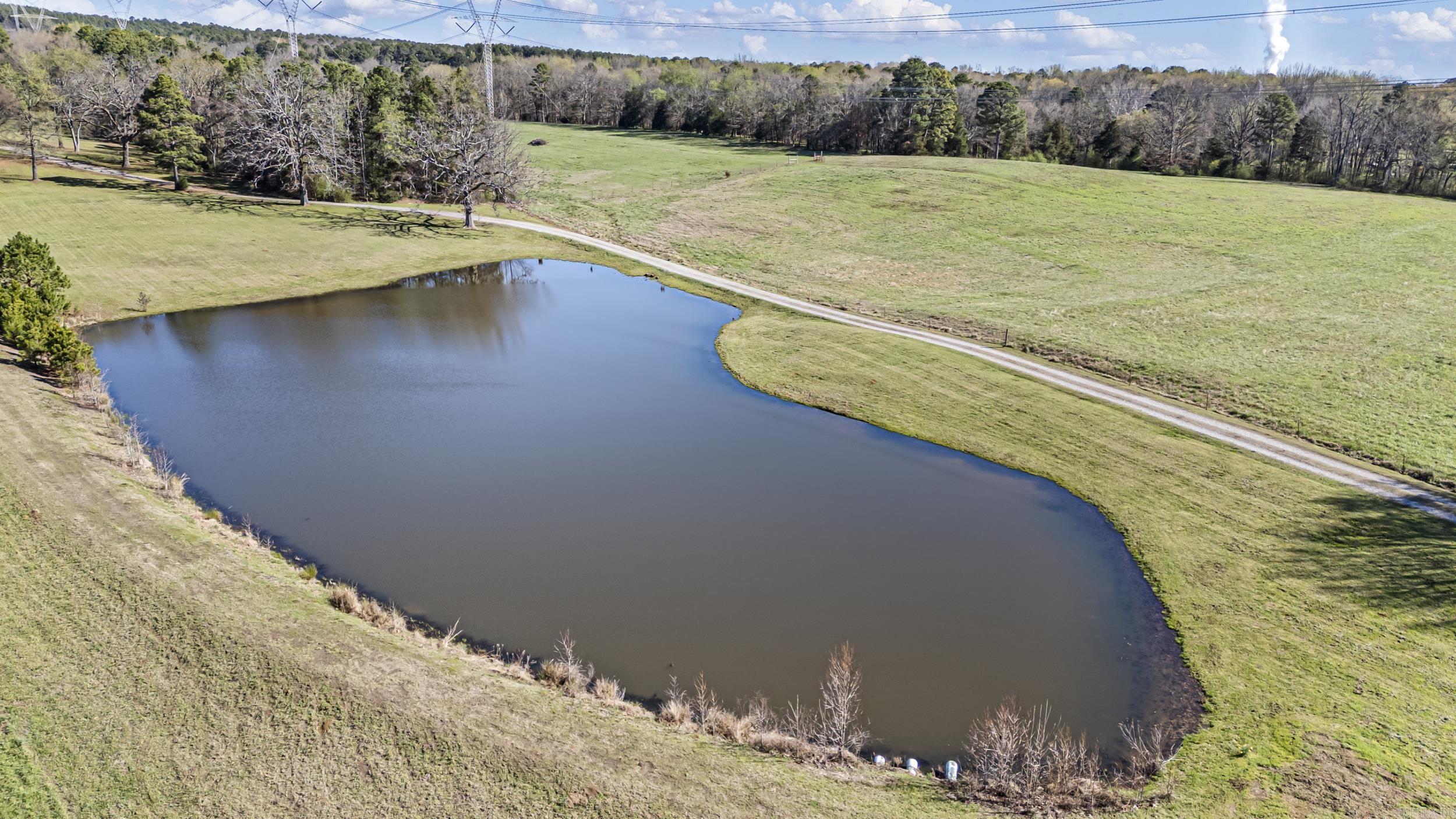 25951 E 22 Highway Delaware, AR 72835