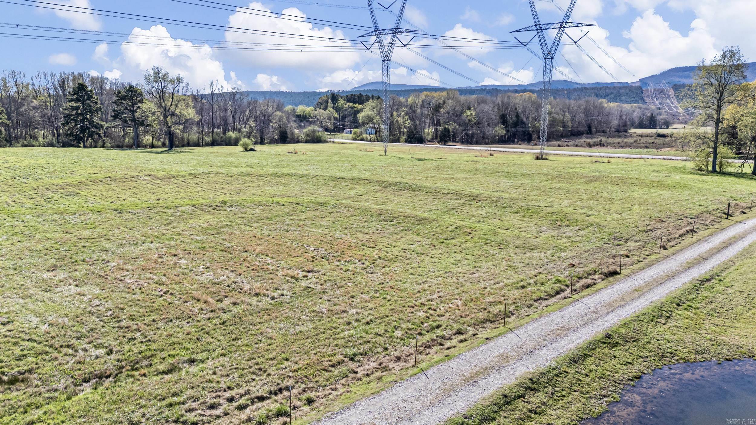 25951 E 22 Highway Delaware, AR 72835