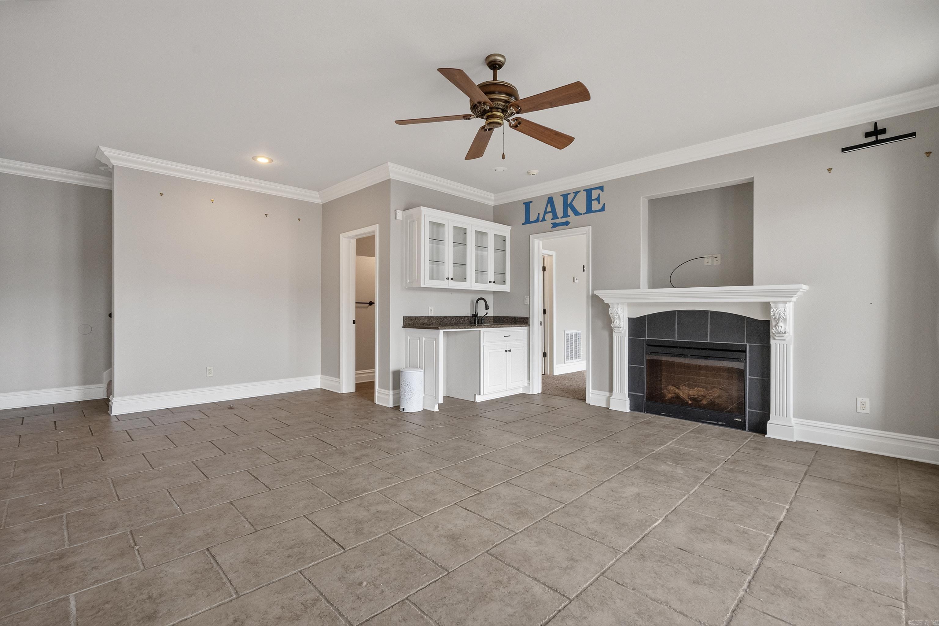 1380 Airport  Hot Springs, AR