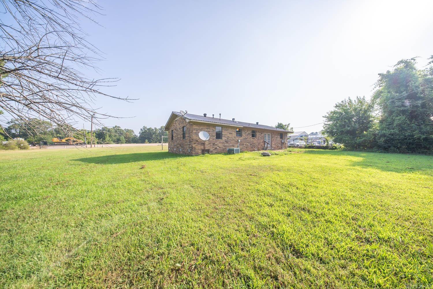 1343 hwy 62/412  Highland, AR