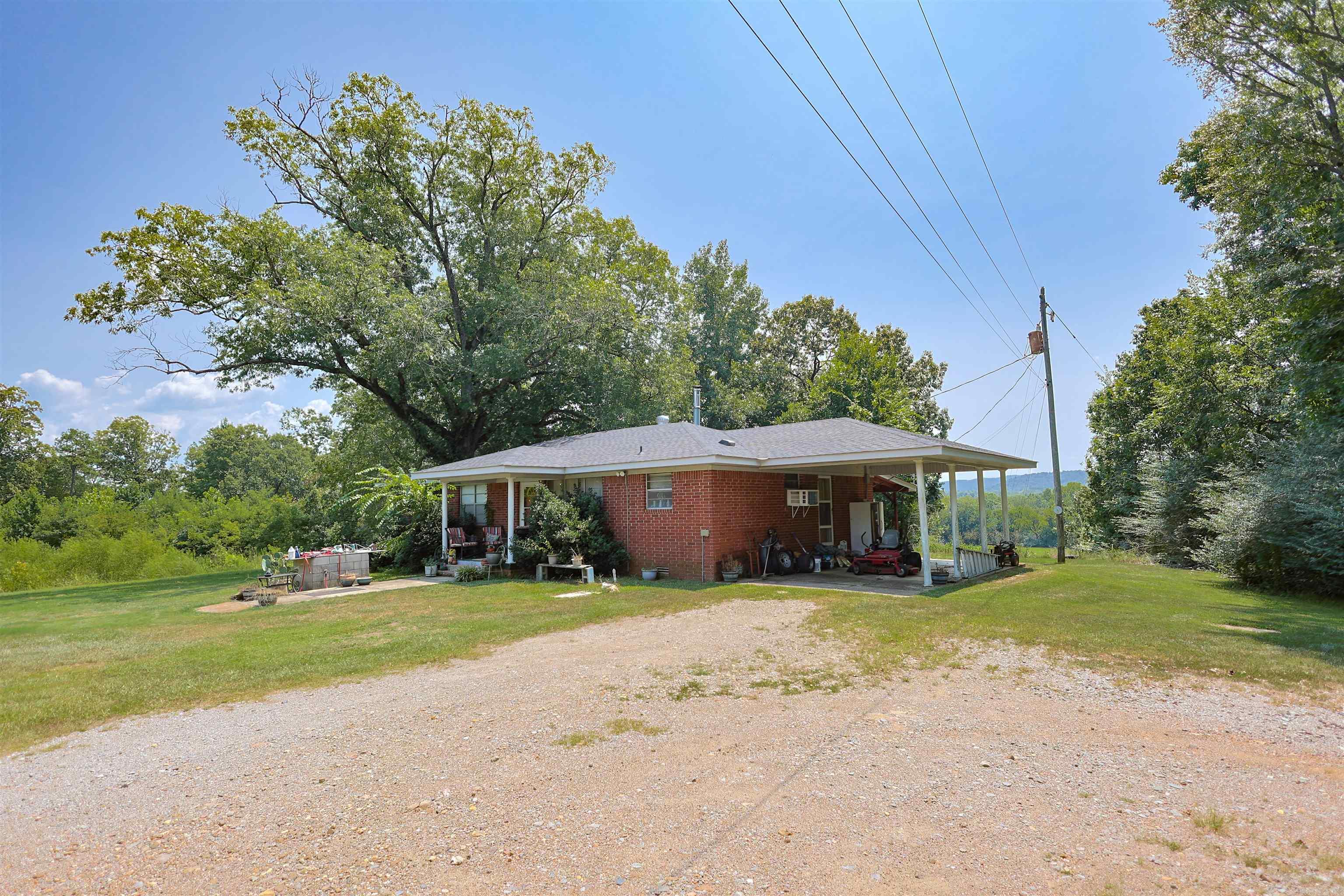 80 Parliment  Mount Ida, AR