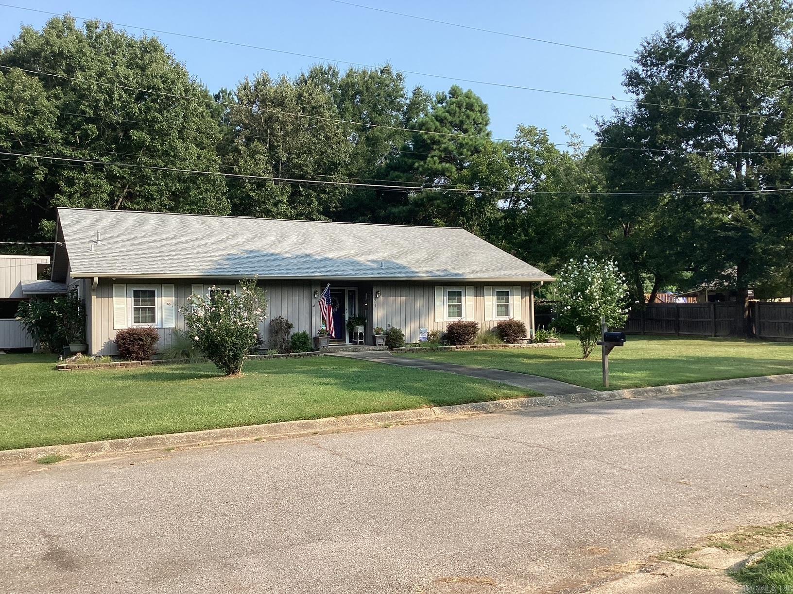 202 Kathryn St  Prescott, AR
