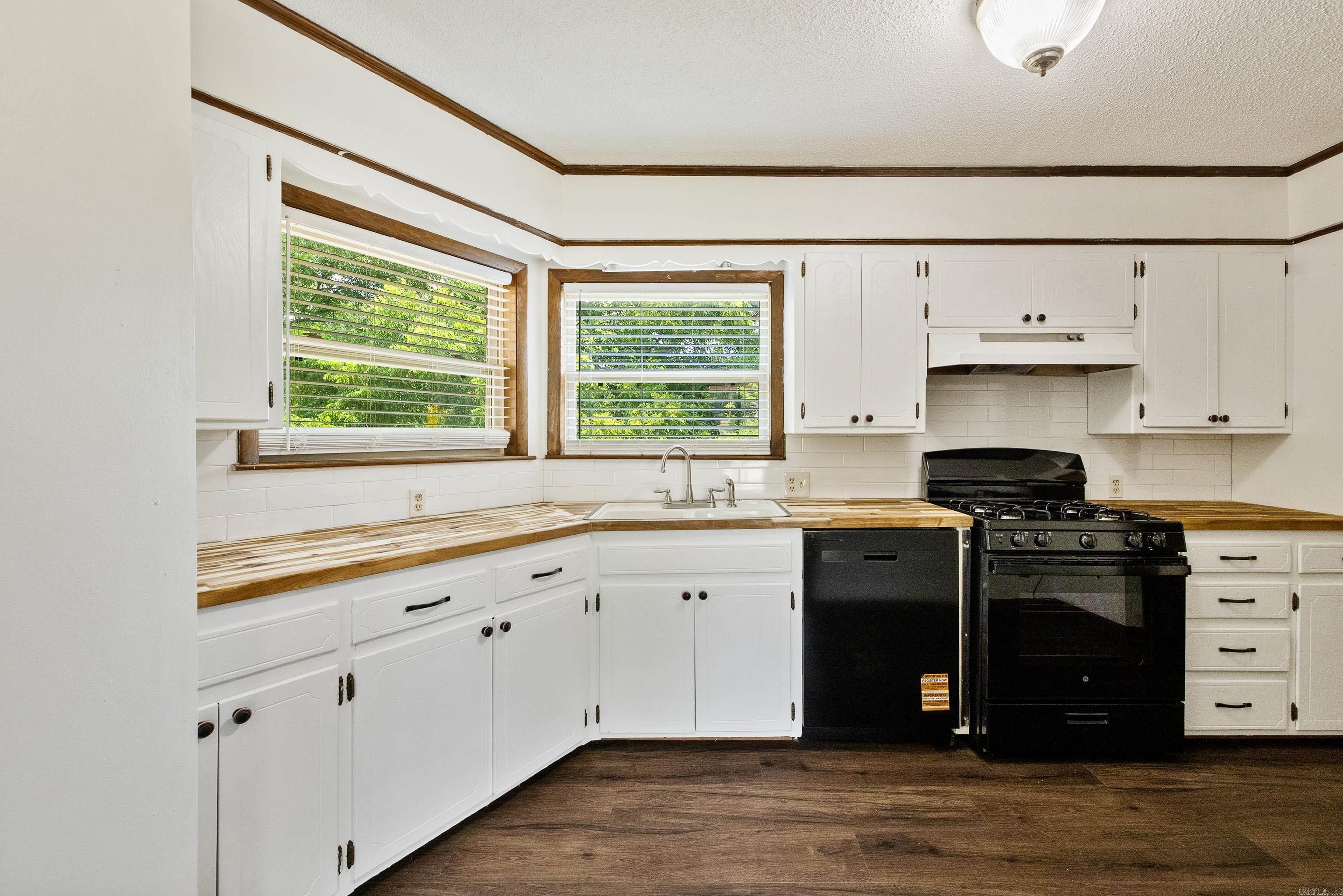 305 Ruth  Benton, AR