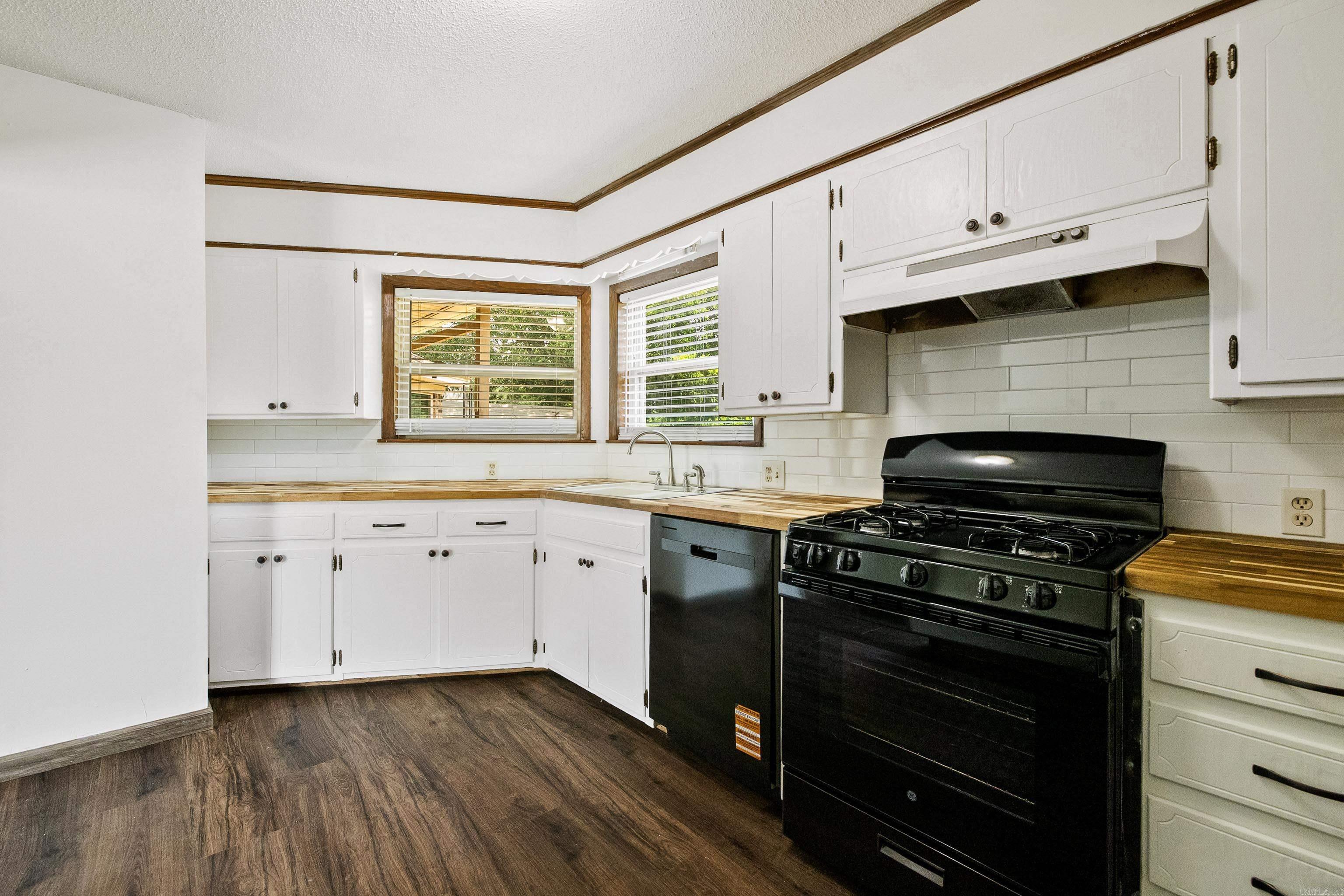 305 Ruth  Benton, AR