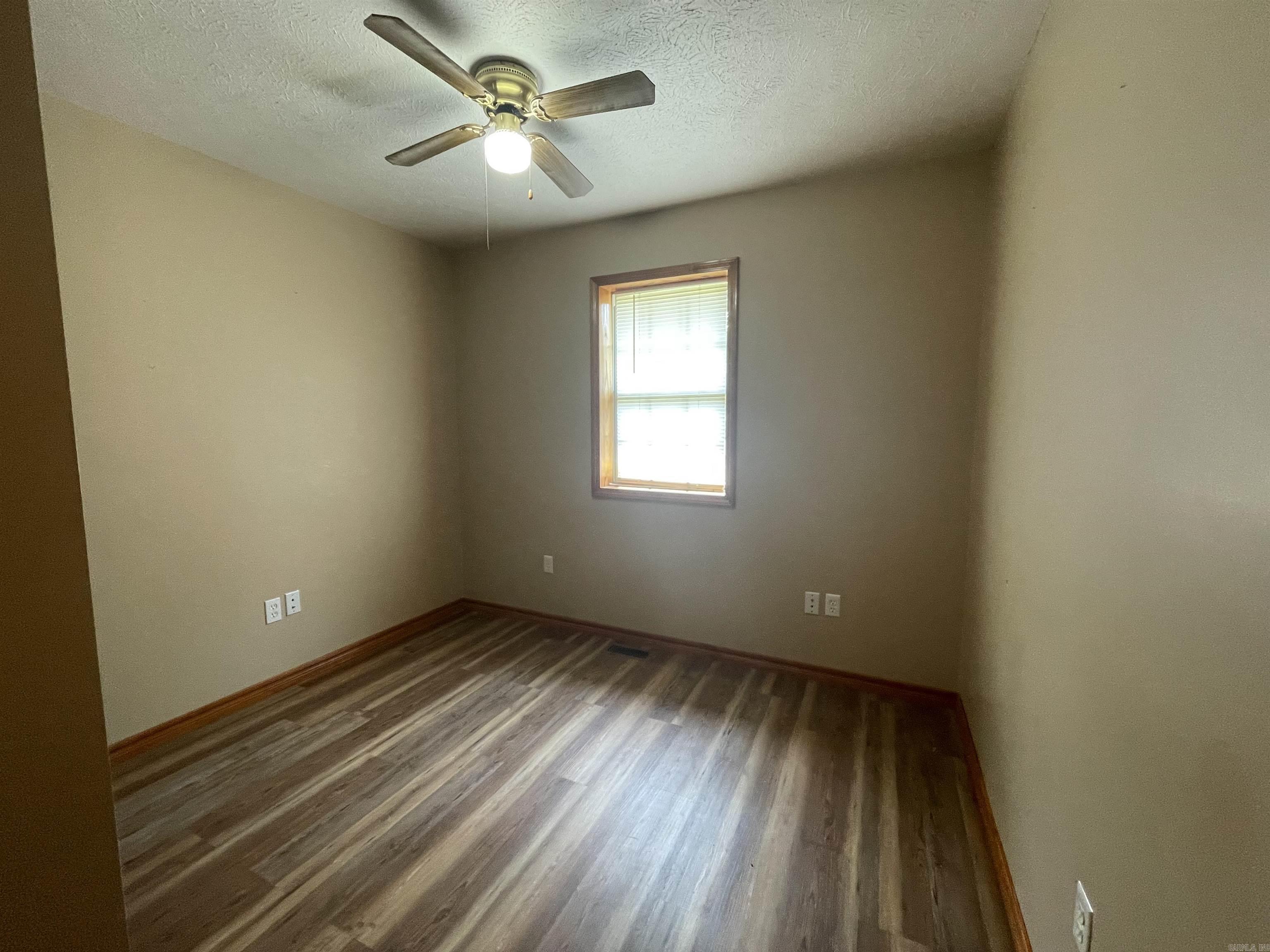 186 Wilcox  Mountain View, AR