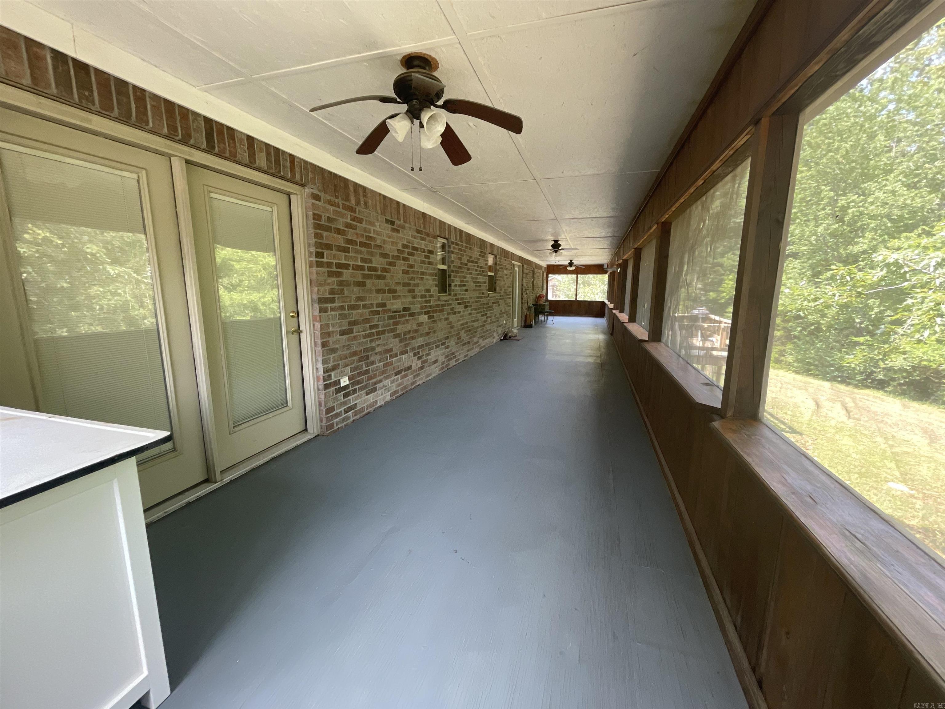 186 Wilcox  Mountain View, AR