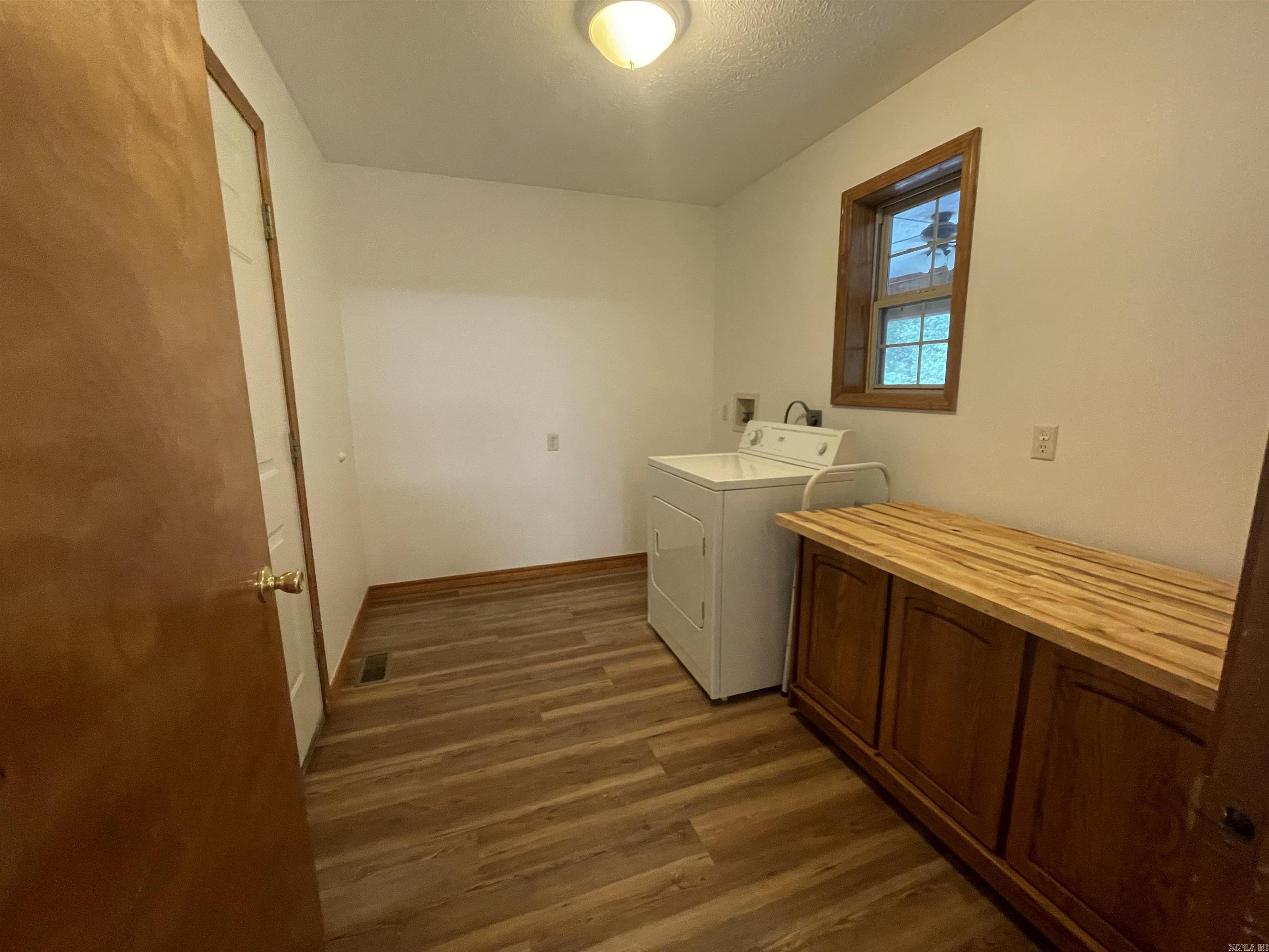 186 Wilcox  Mountain View, AR