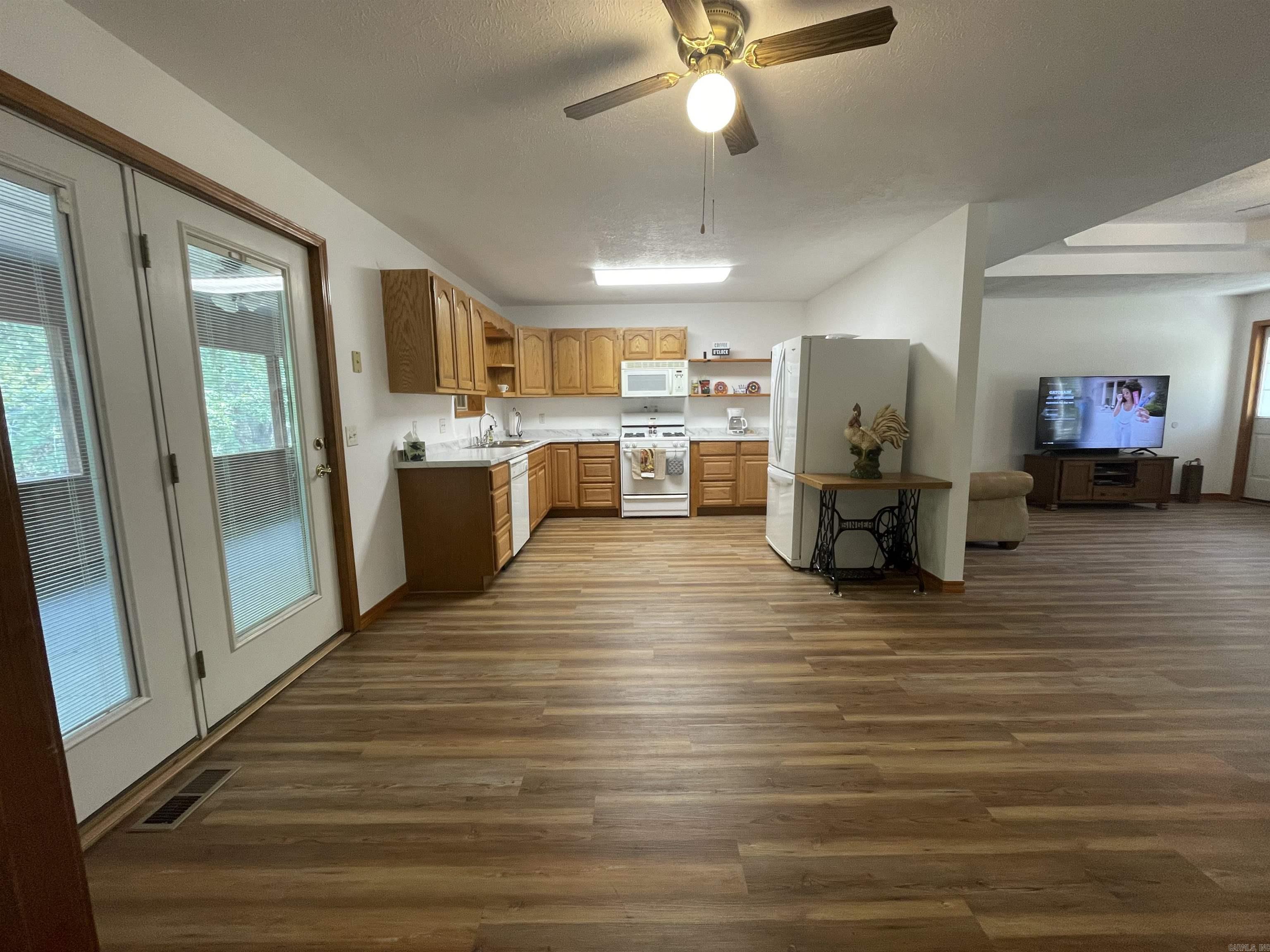 186 Wilcox  Mountain View, AR