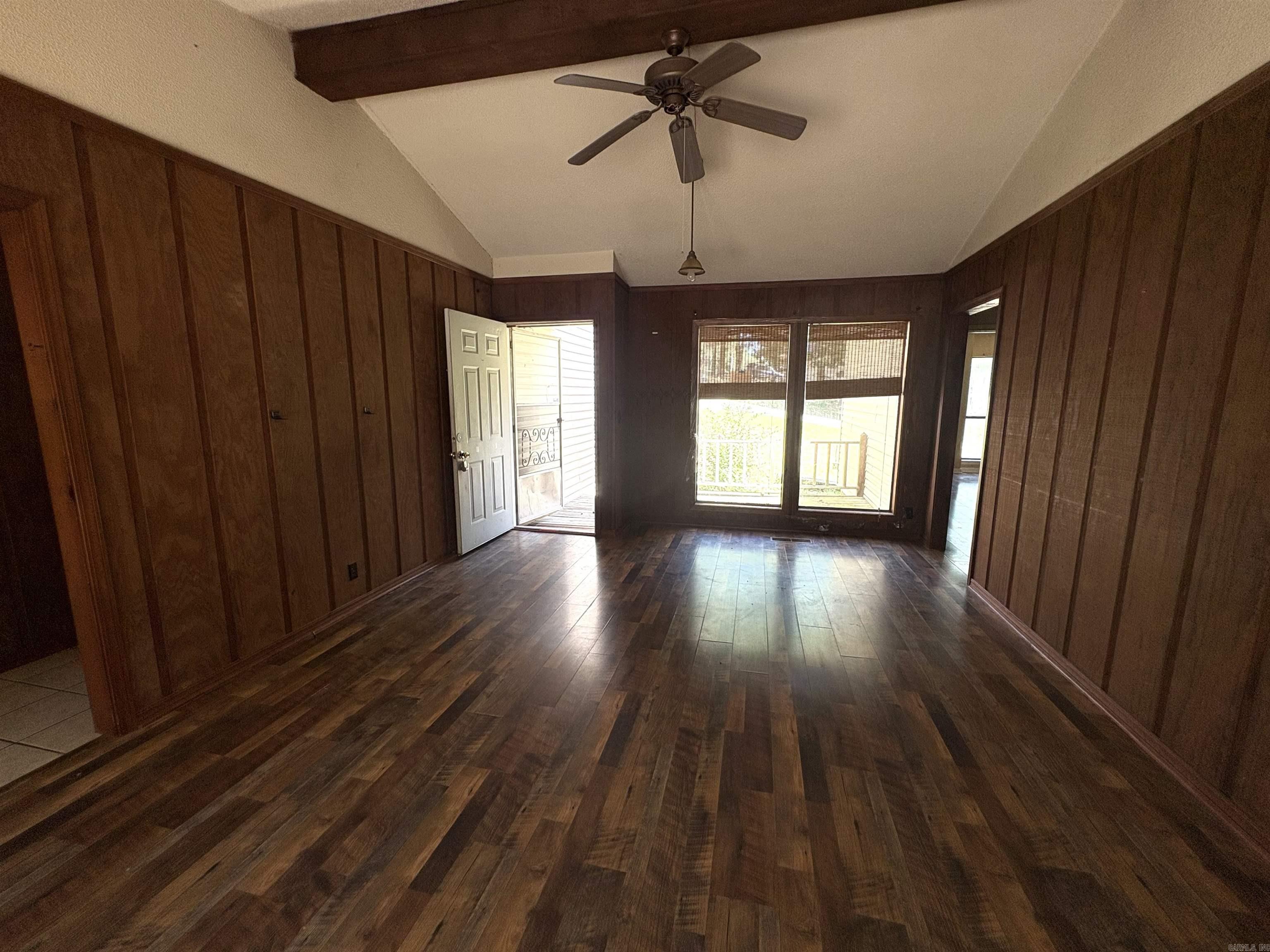 102 Dunn Hollow  Fairfield Bay, AR