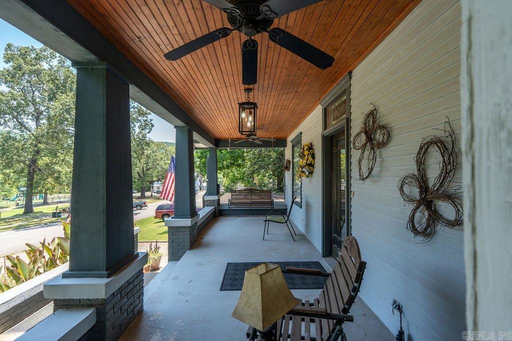 110 N Broadway  Heber Springs, AR