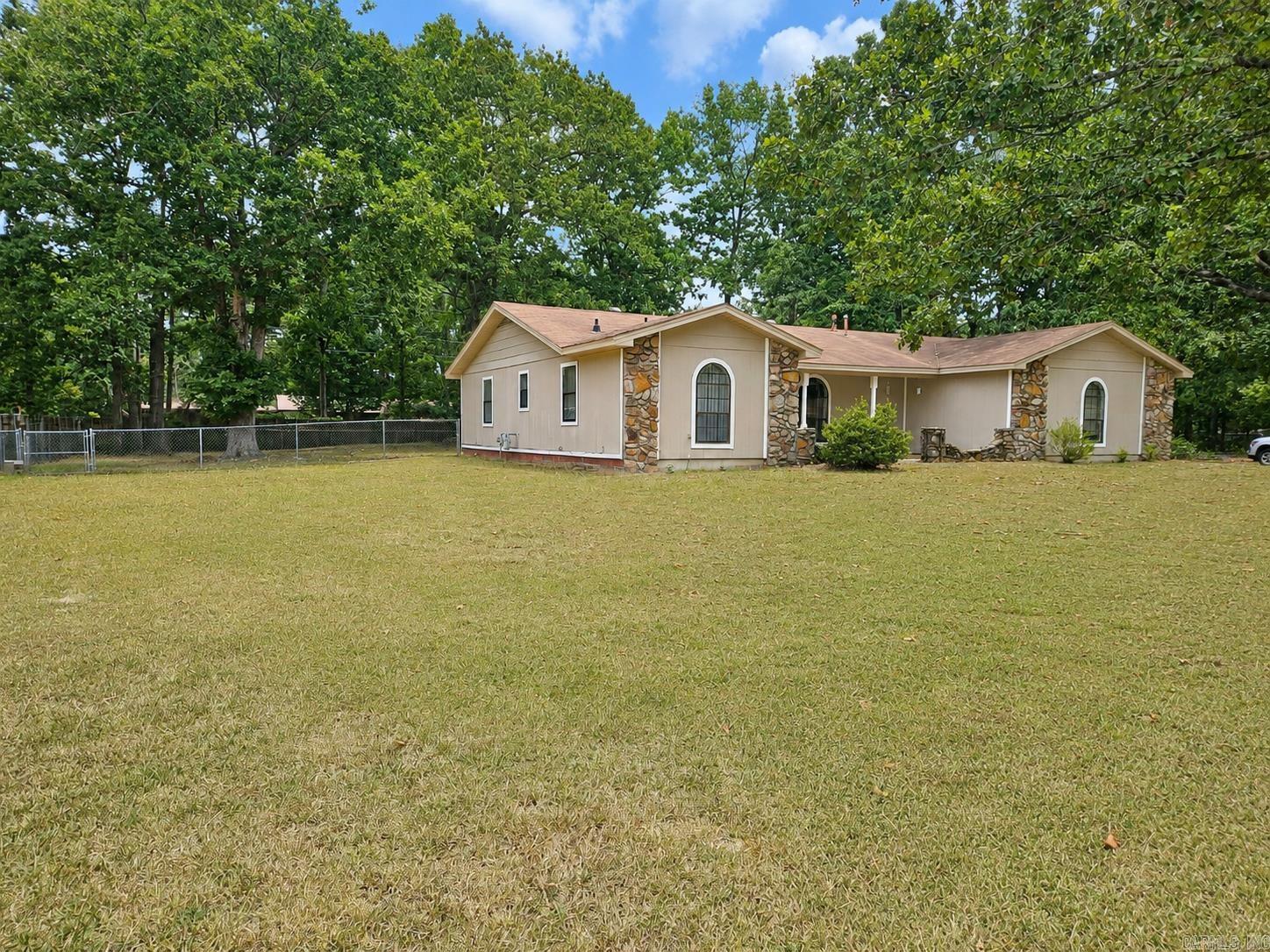 923 Cara Jane  Redfield, AR